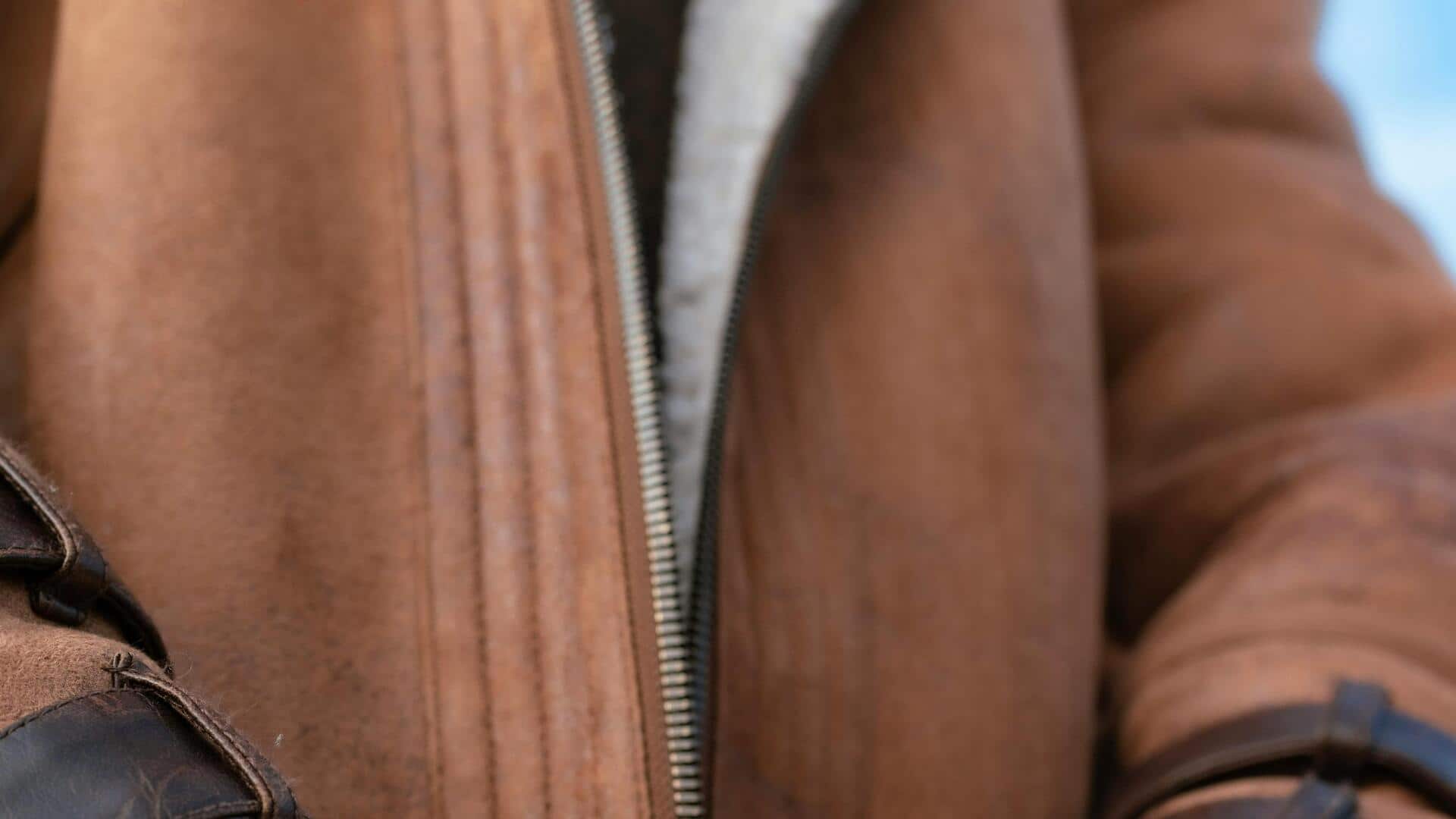 ウールベルベルジャケットで冬のスタイルをアップグレード