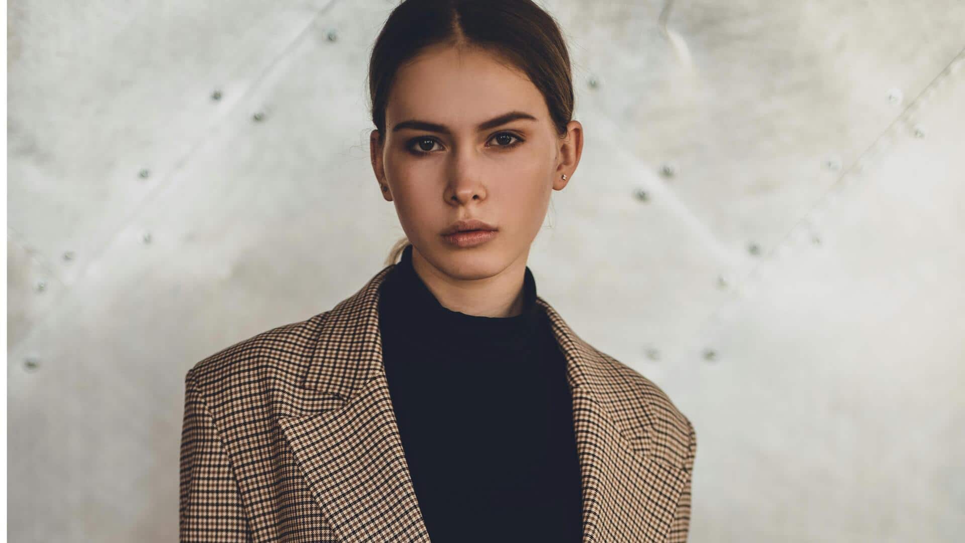 冬のビジネスカジュアルを再定義する日本のエレガンス