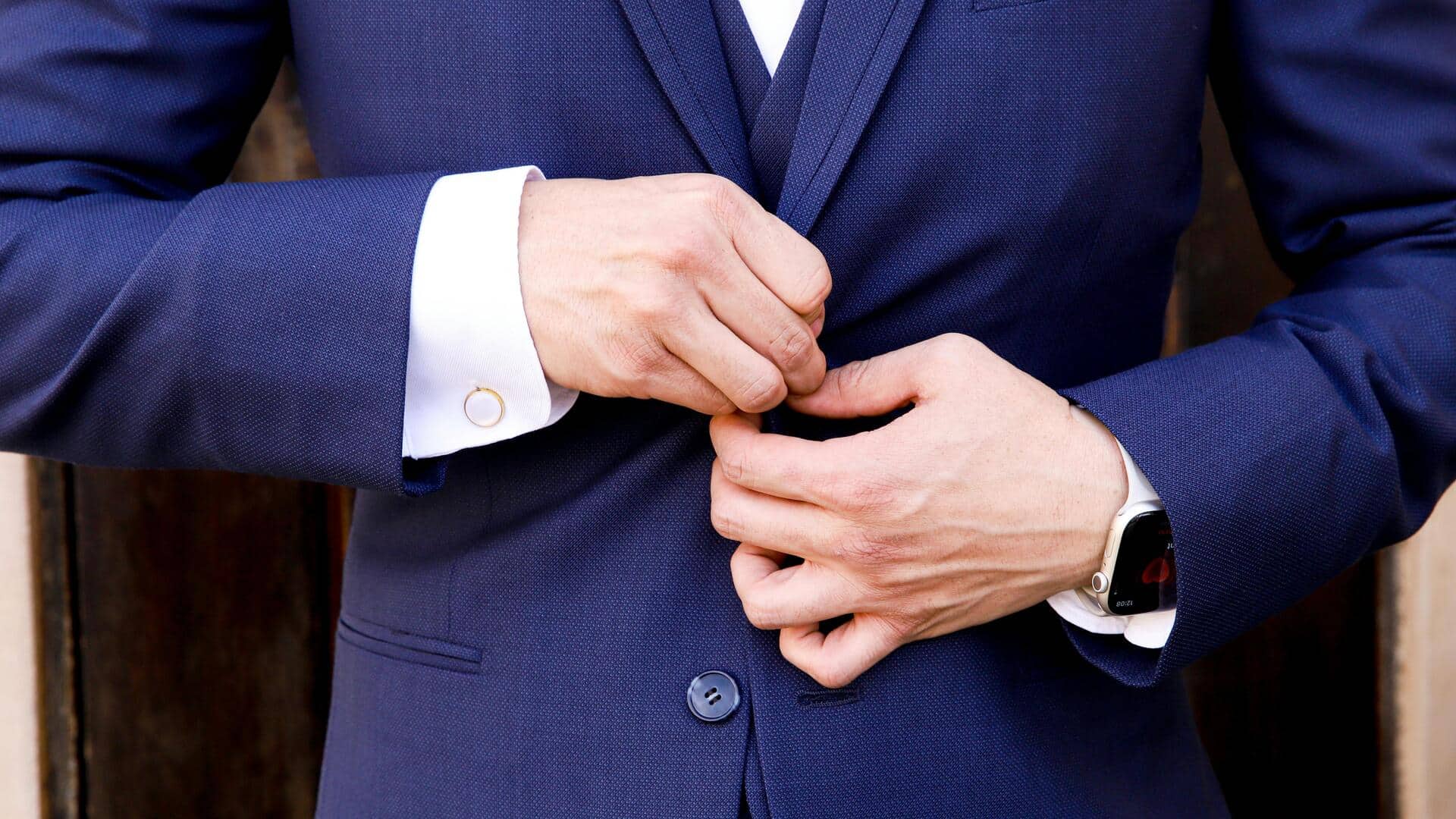 冬のスタイルを格上げするネイビーブルーコーディネート