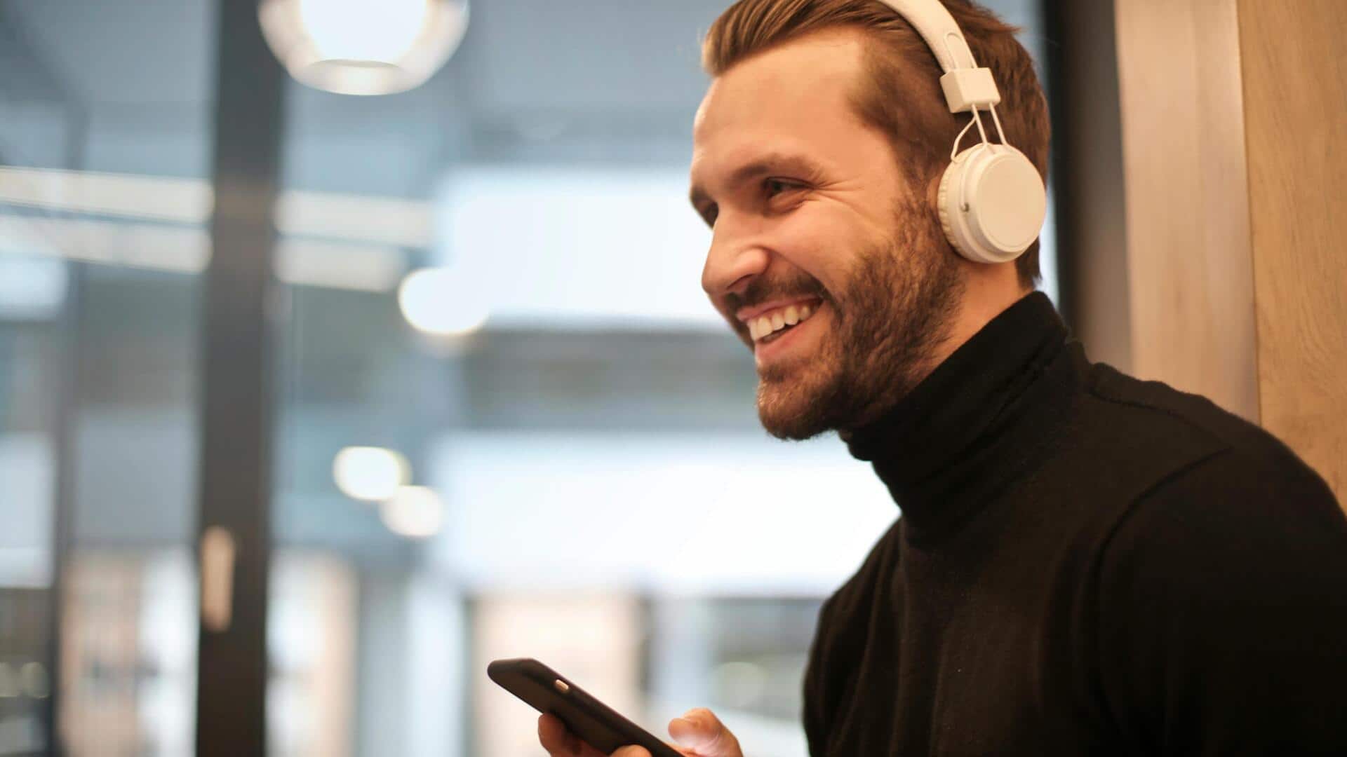 オーバーイヤーヘッドフォンの掃除とメンテナンス方法