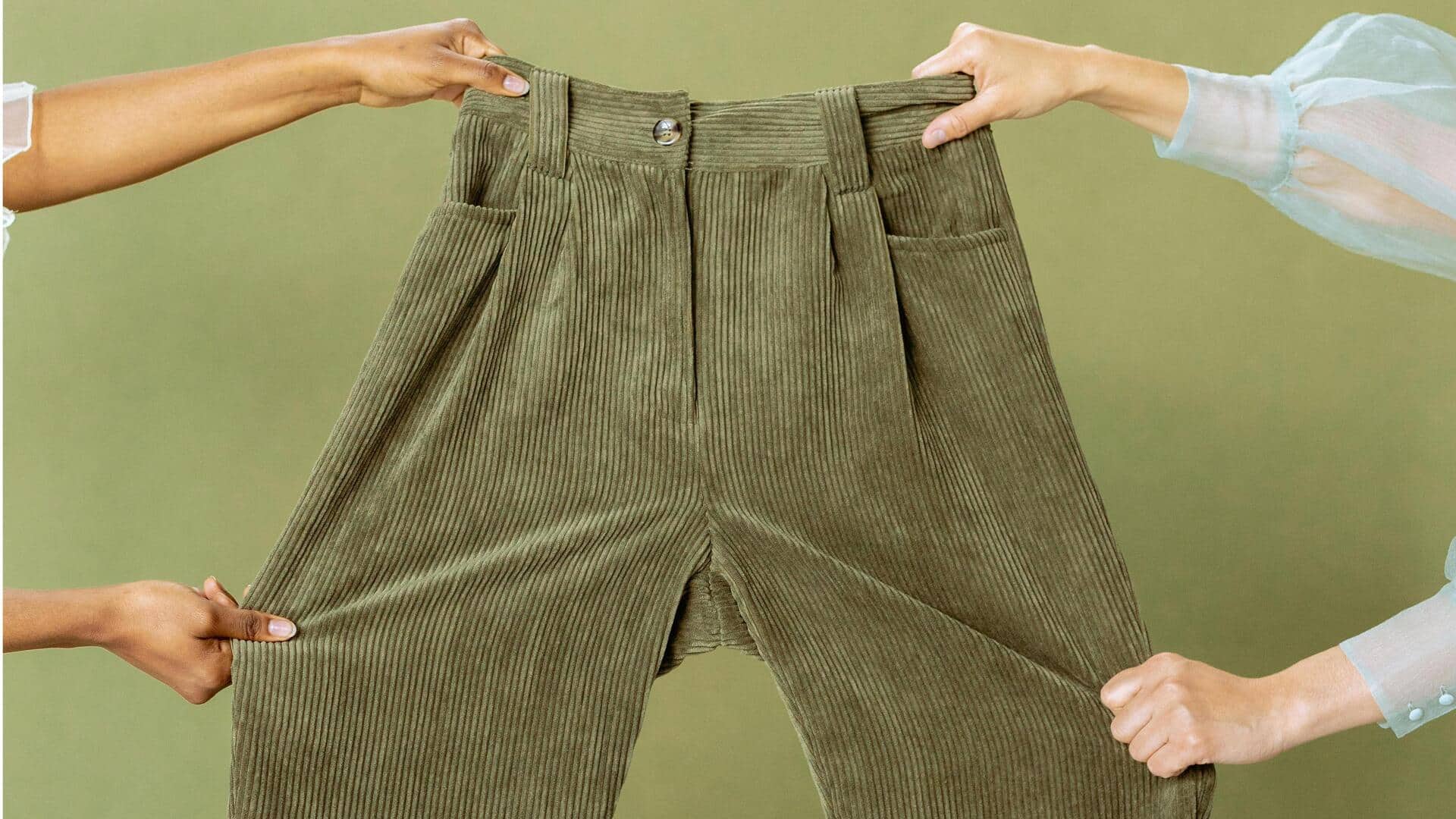 ワイドコーデュロイパンツの冬スタイル5選