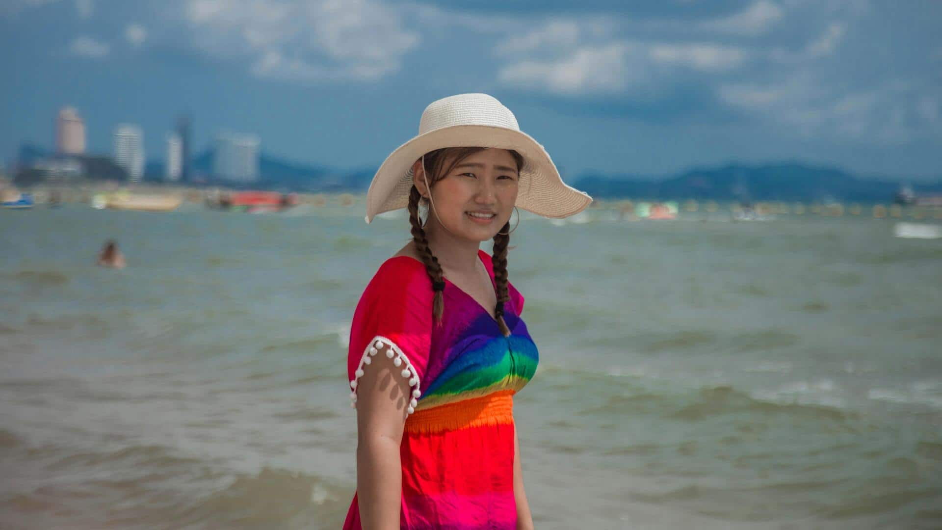 日本のビジネスカジュアルを再定義するユニークなパターン