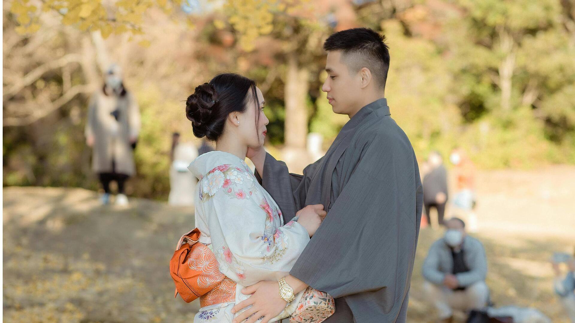 日本の伝統的な神道結婚式の装い