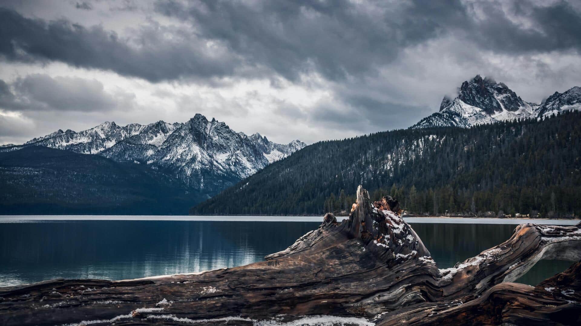 アメリカのソートゥース山脈：五つの静かな絶景スポット