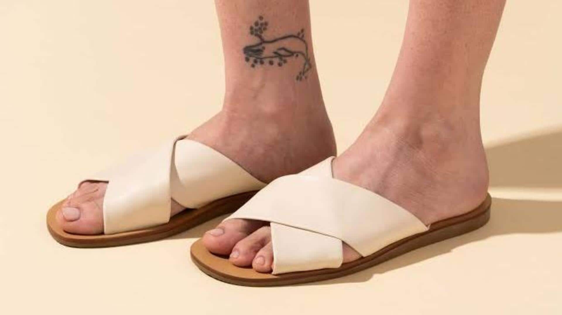 夏の万能スタイルに最適なコンバーチブルサンダル