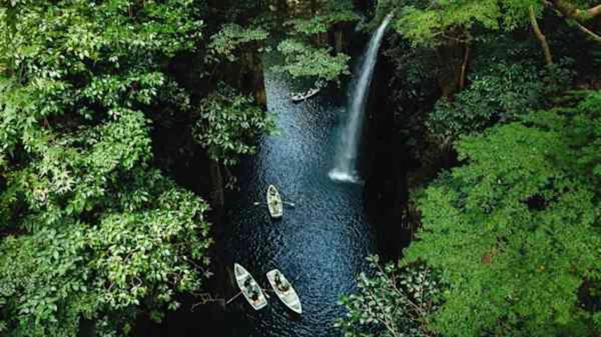 九州の山々を探検：自然の南部アドベンチャー