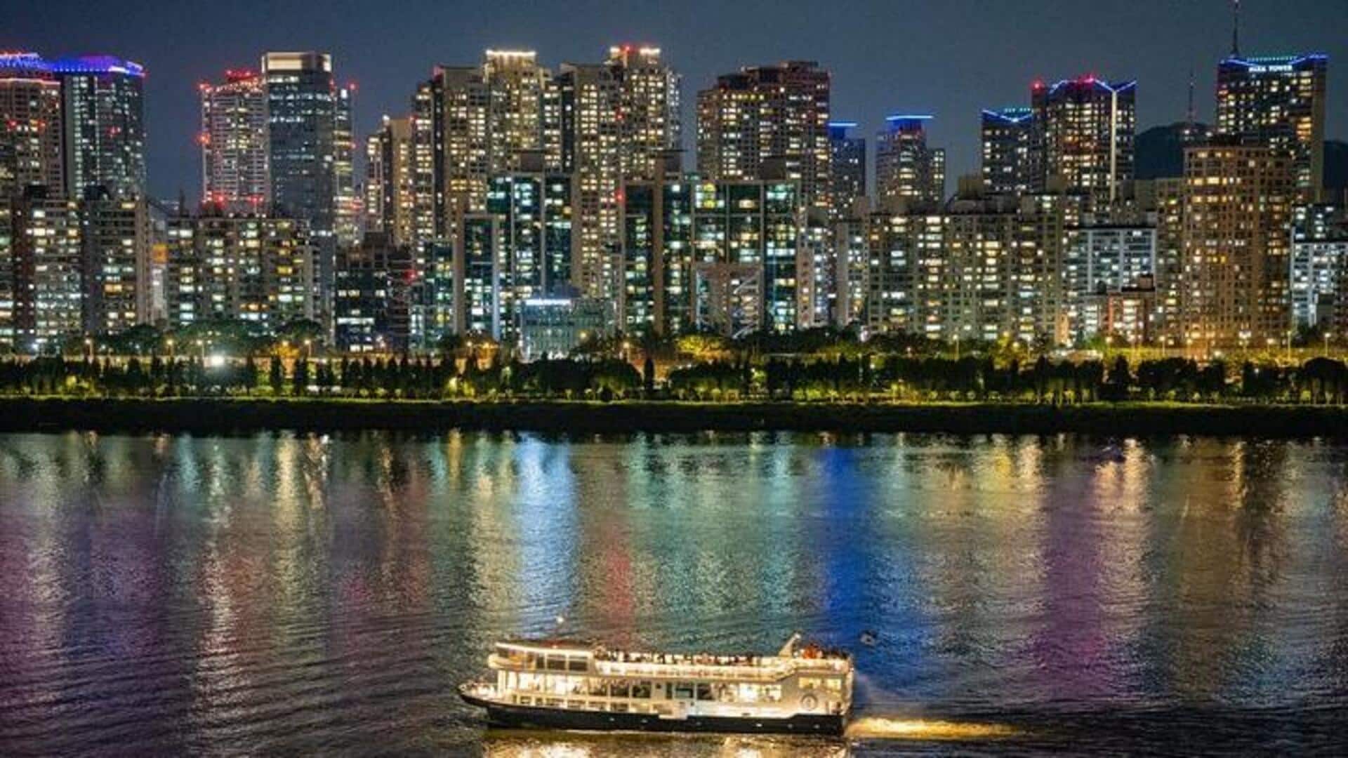 ソウルの夜を楽しむ文化ツアーと川辺の風景