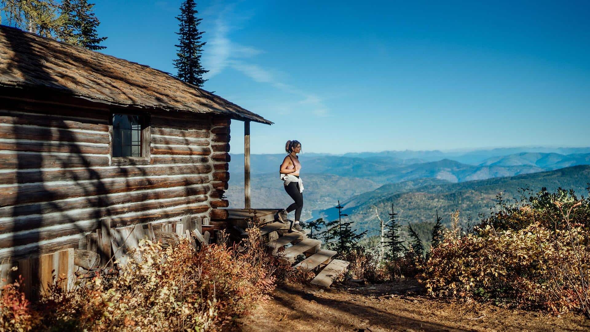 カナダの山岳キャビンで静寂を楽しむ
