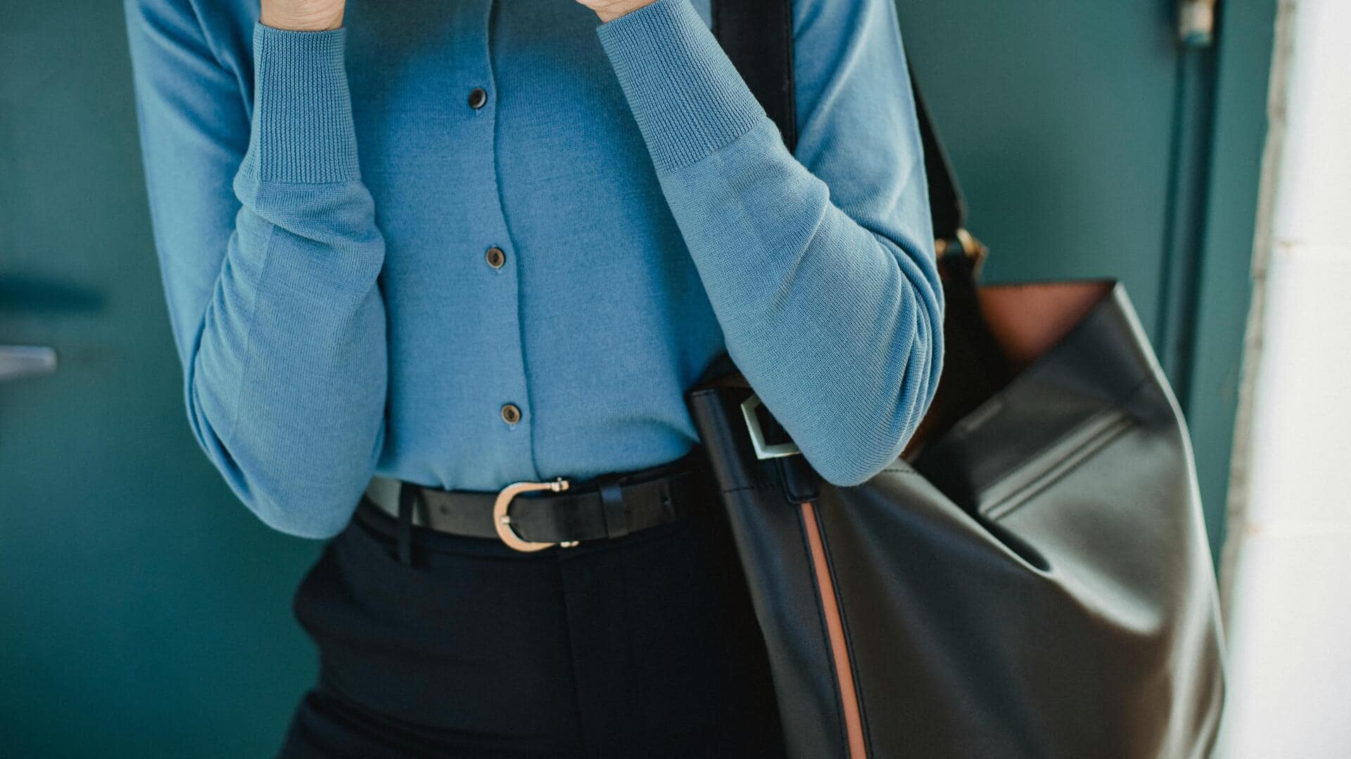 冬のビジネスカジュアルに最適なトートバッグ5選