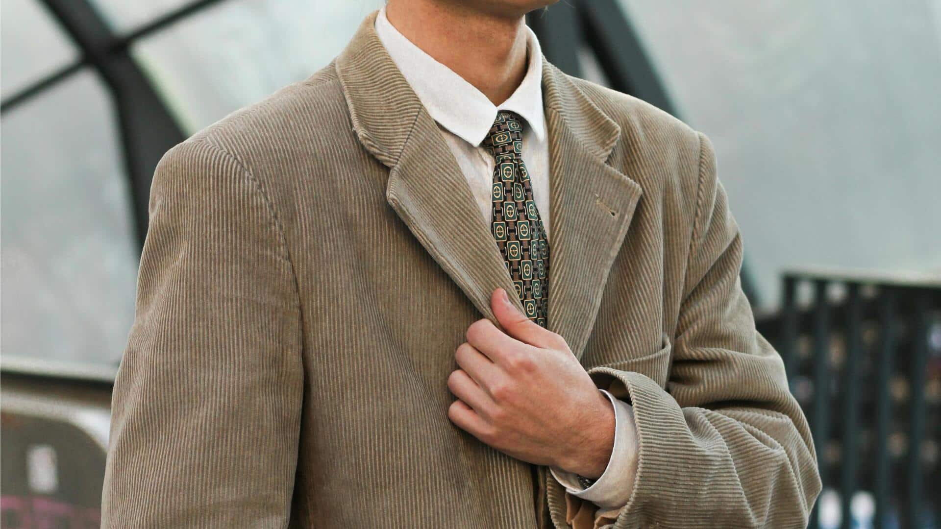 日本の冬ファッション：マイクロコーデュロイジャケット5選