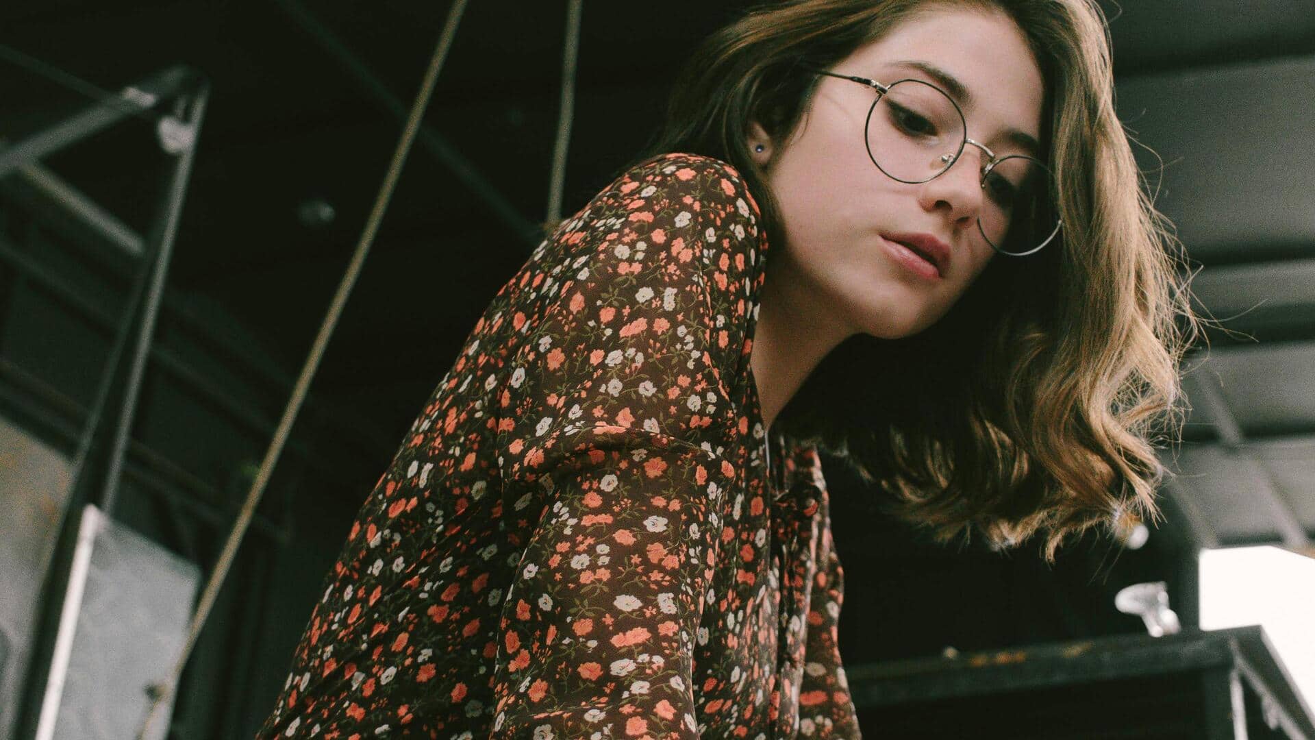 冬のストリートスタイル：試したい5つのパフスリーブレイヤリング