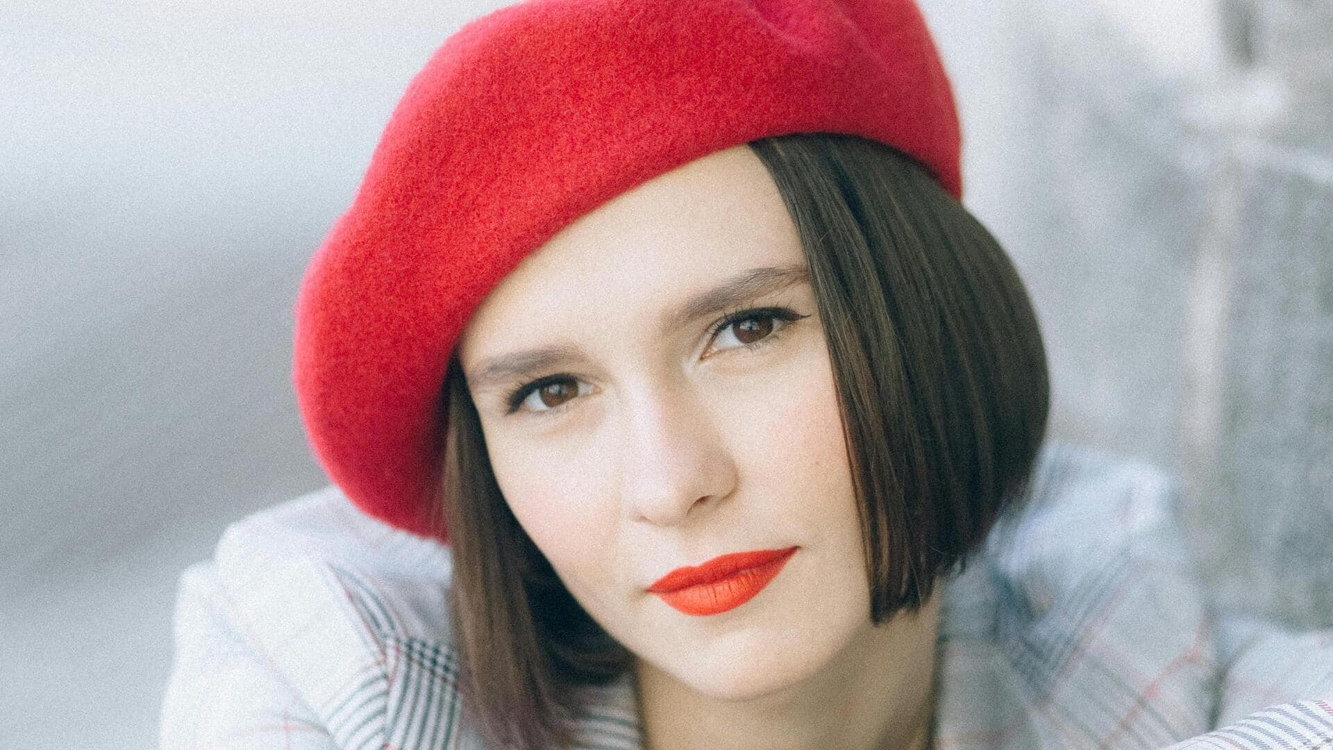 現代日本の都市スタイルを引き立てる冬帽子5選