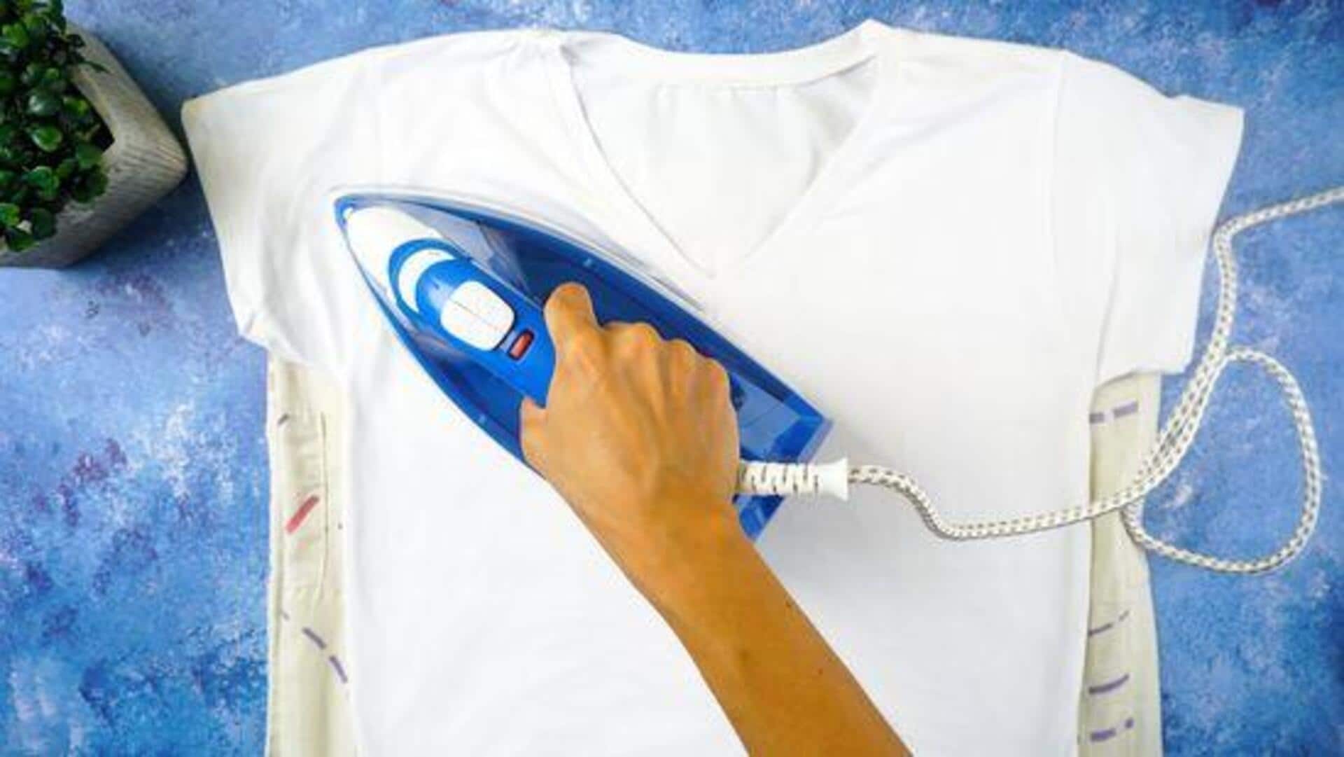 プリントTシャツでカジュアルをシックに変身