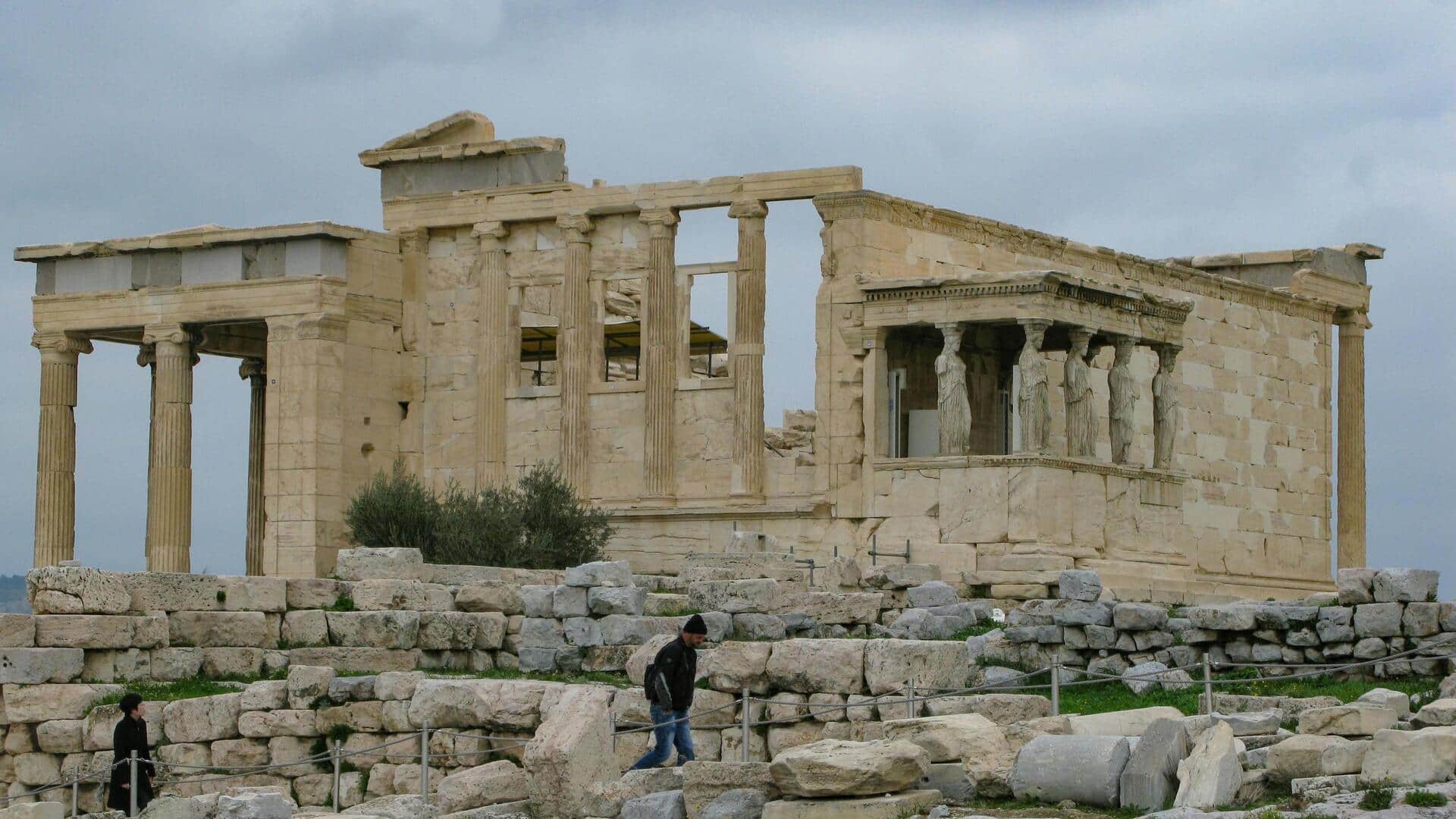 アテネの古代彫刻が語る歴史の魅力 アテネの古代彫刻が語る歴史の魅力