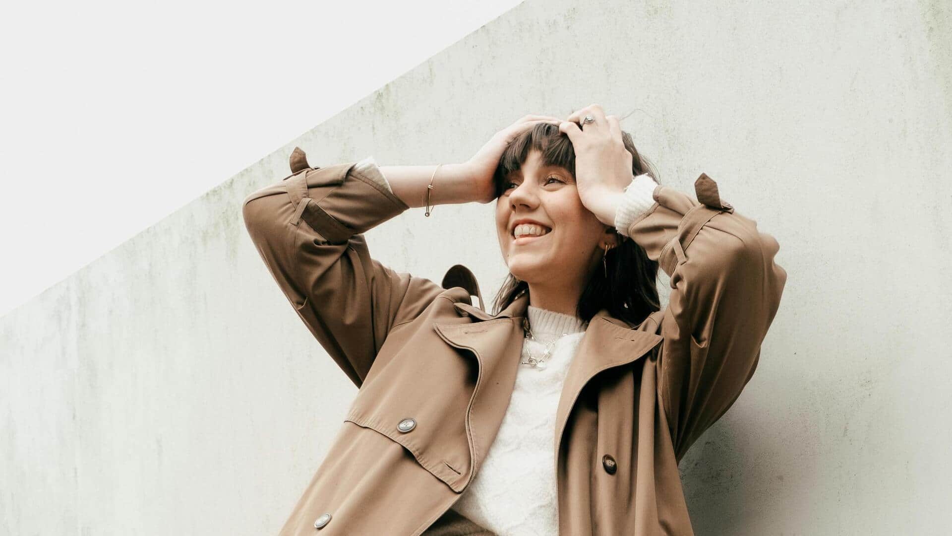 冬のファッション：クロップドトレンチコート5選