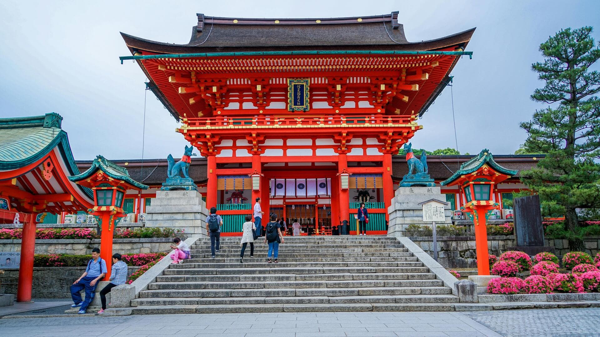 寺院祭りの装い