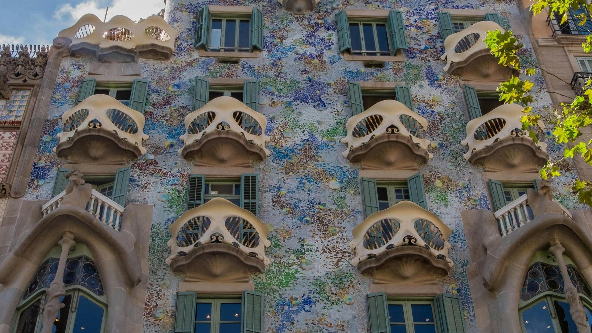 バルセロナの建築の驚異を探る バルセロナの建築の驚異を探る