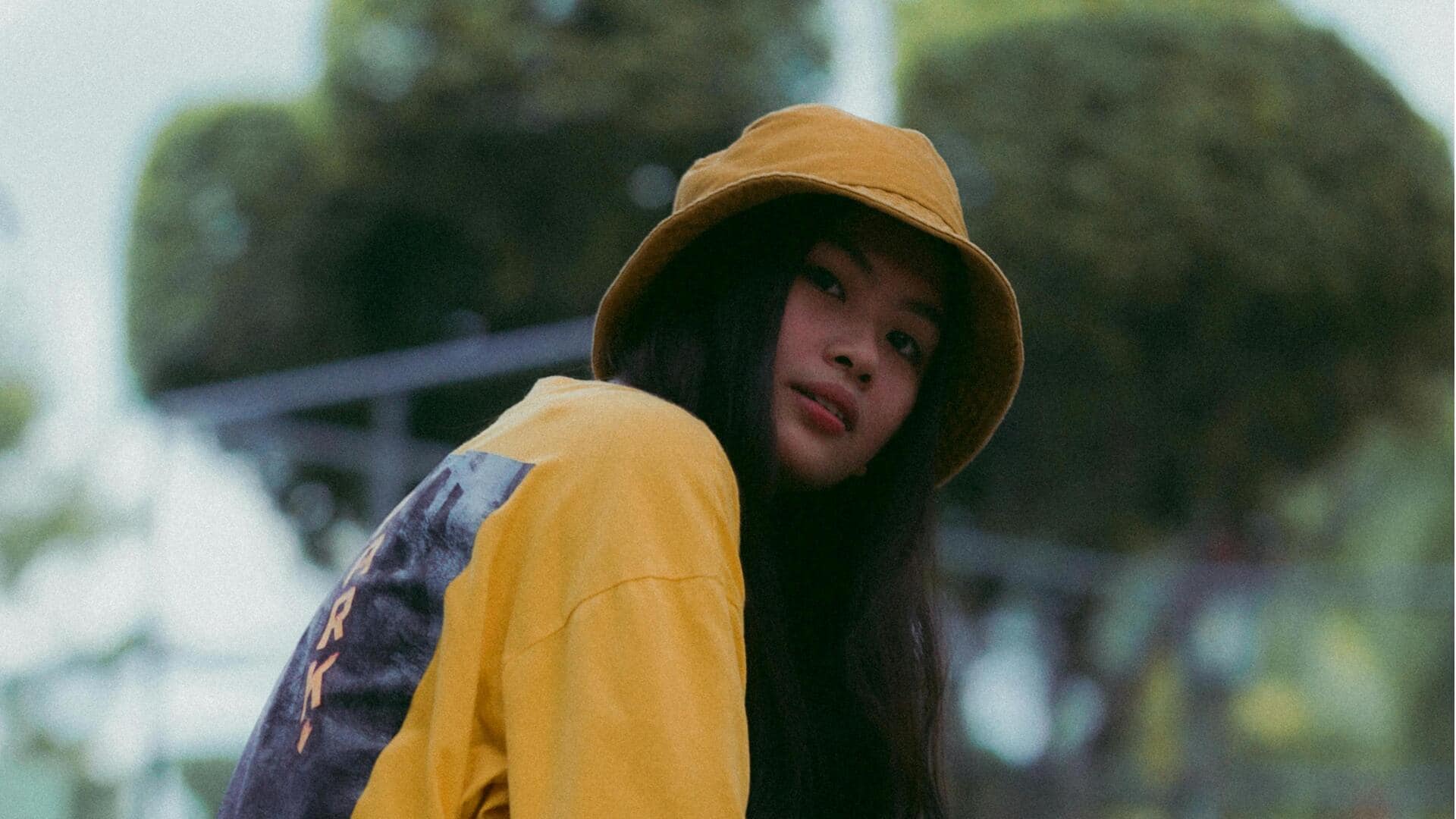 コーデュロイバケットハットを冬におしゃれに