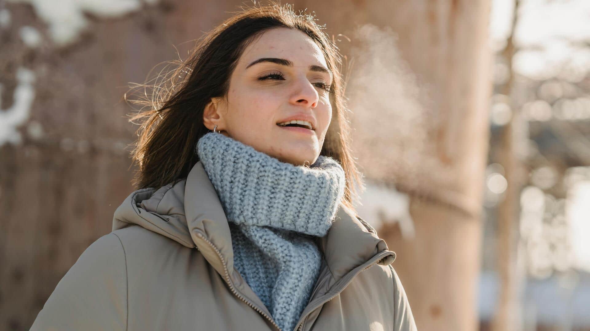 冬の都会的なレイヤリングで大胆に