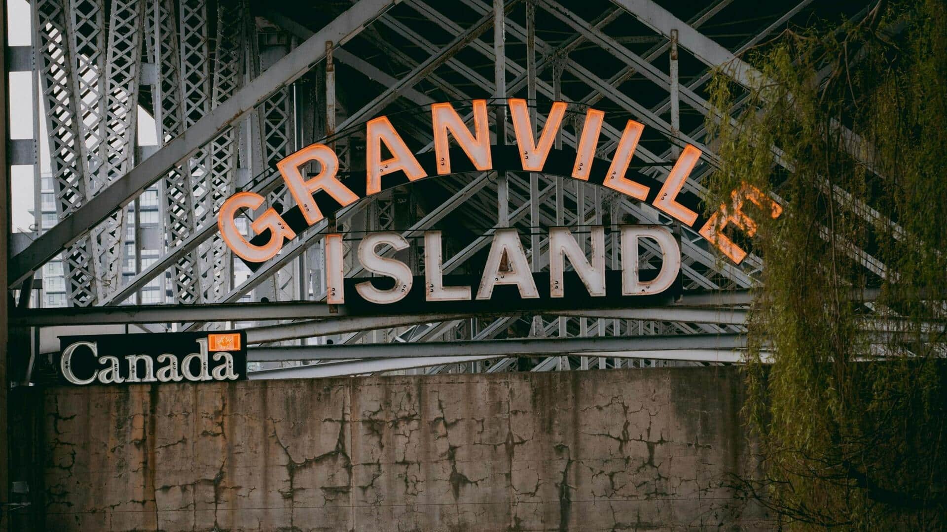 バンクーバーの映画ロケ地を徒歩で巡る五つのスポット