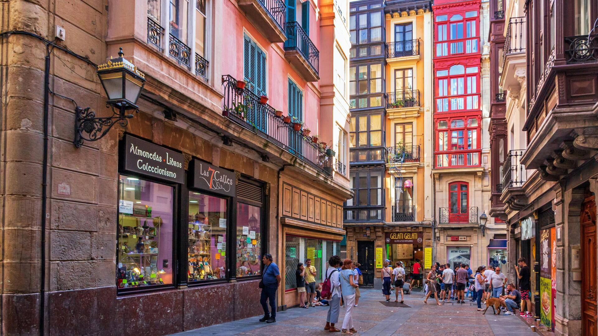 ビルバオの都市デザインを探るアートギフト