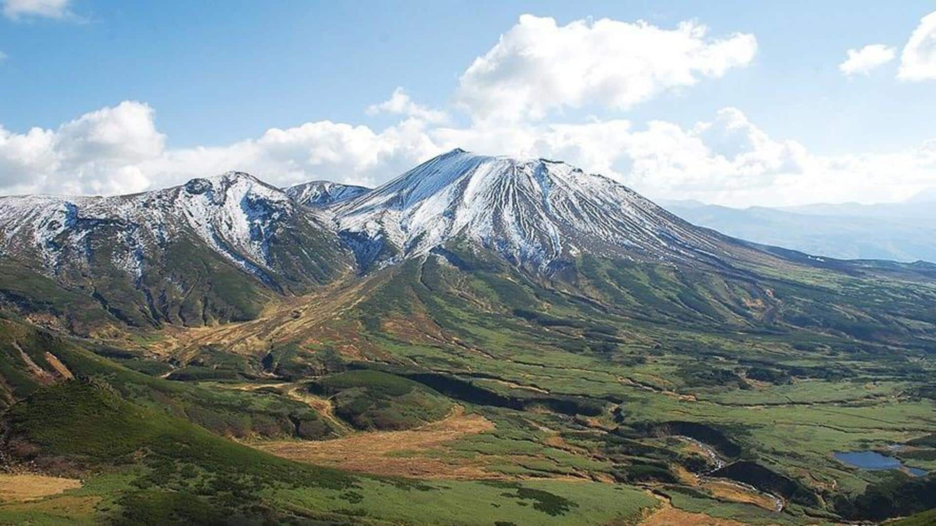 大雪山の冒険：未踏の山岳体験
