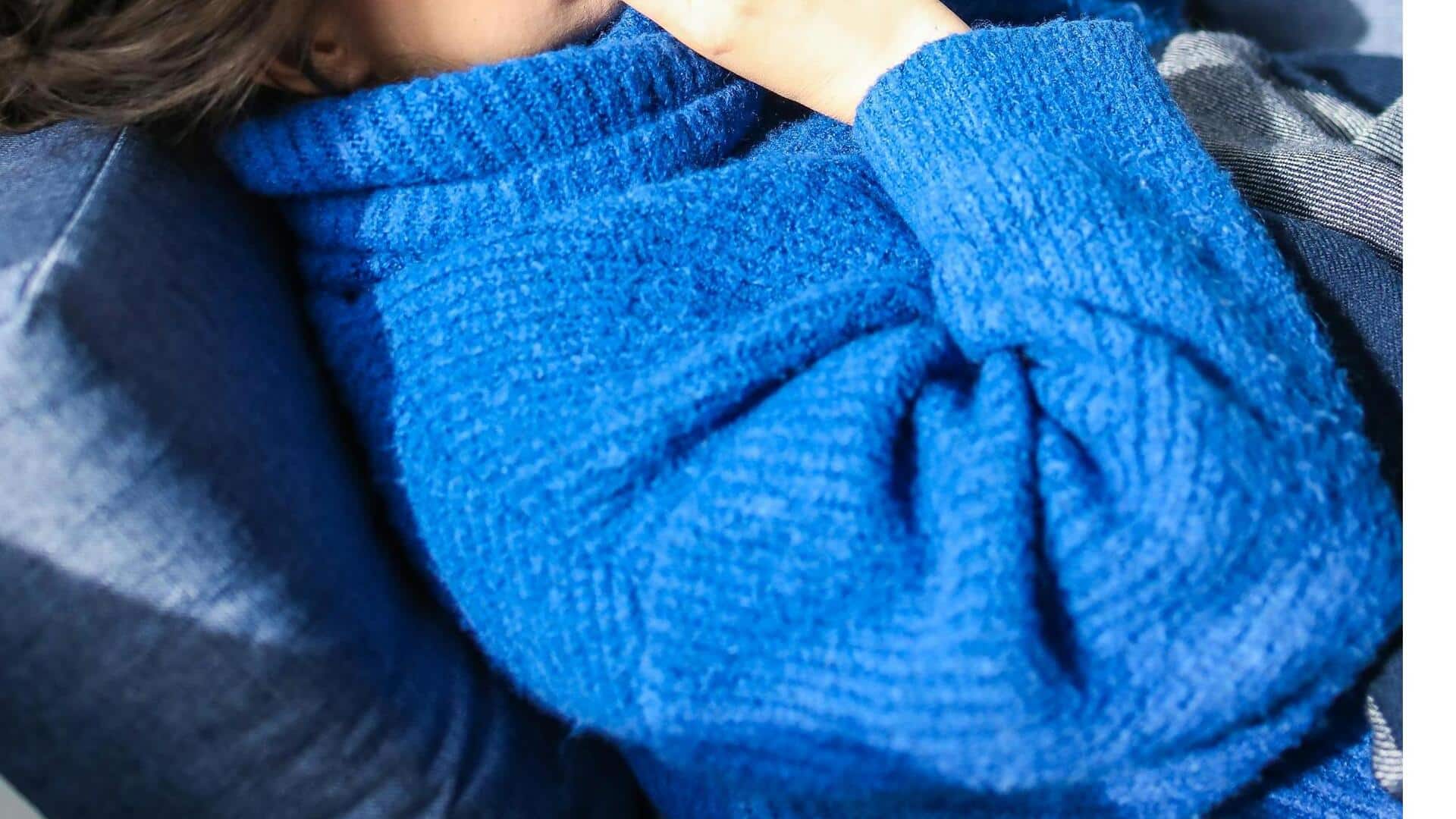 冬のスタイルに凍った青のアクセントを