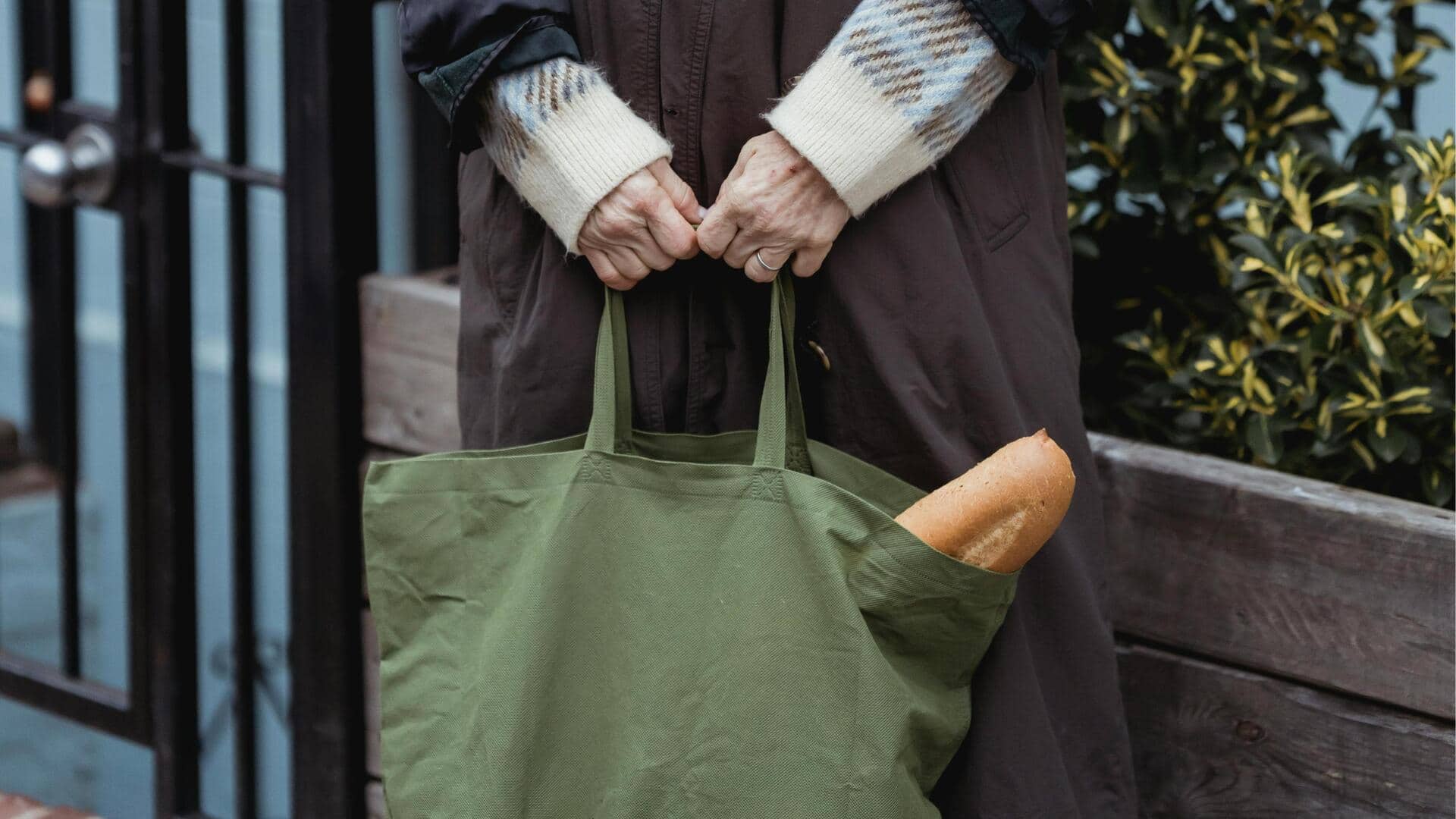 冬の街で楽しむバゲットバッグ5選