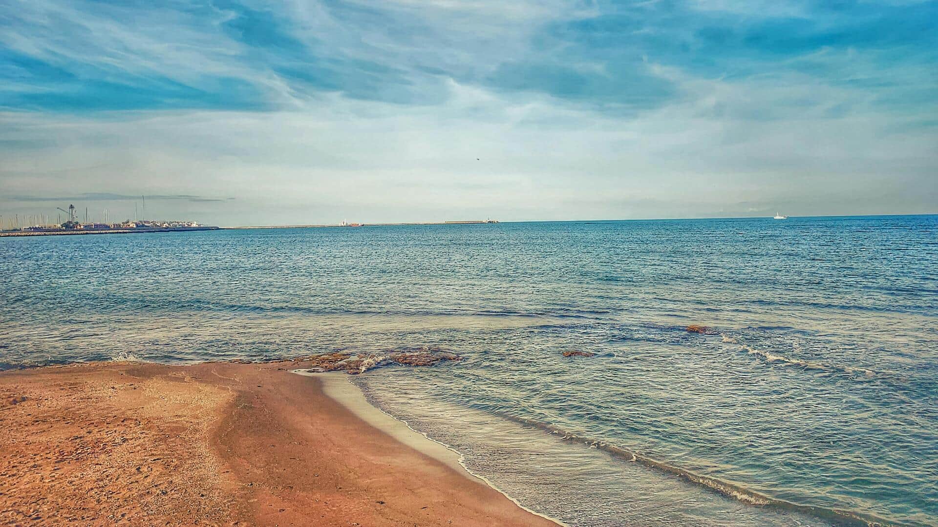 タウンズビルの夕暮れ散歩に最適な5つの海辺プロムナード