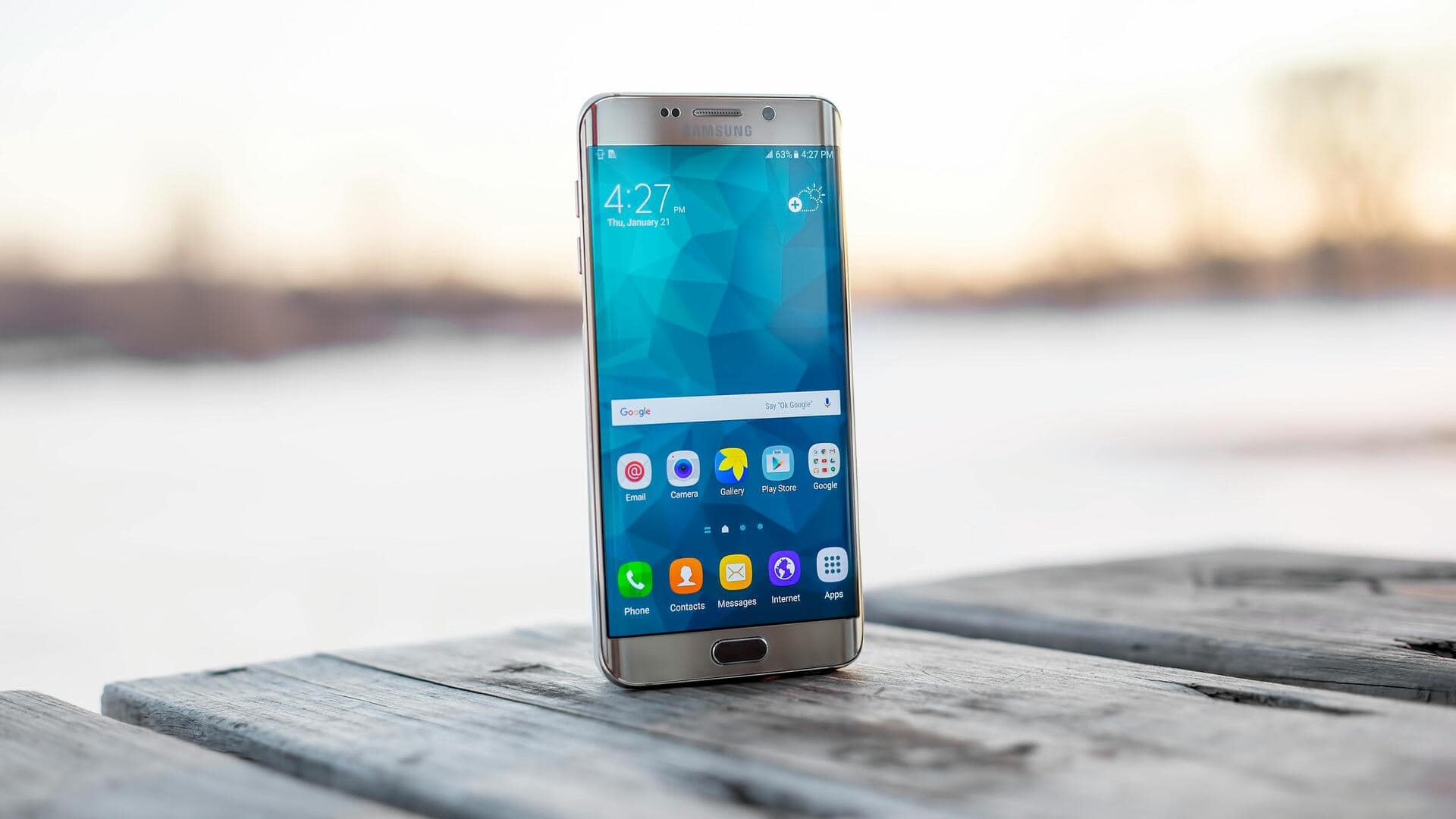 Androidホーム画面のカスタマイズでアプリを素早くアクセス Androidホーム画面のカスタマイズでアプリを素早くアクセス