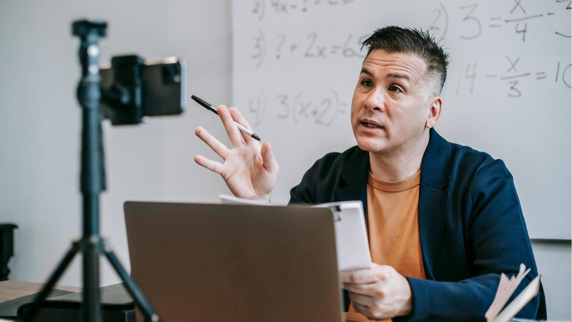 リモートワークを強化する仮想ホワイトボード