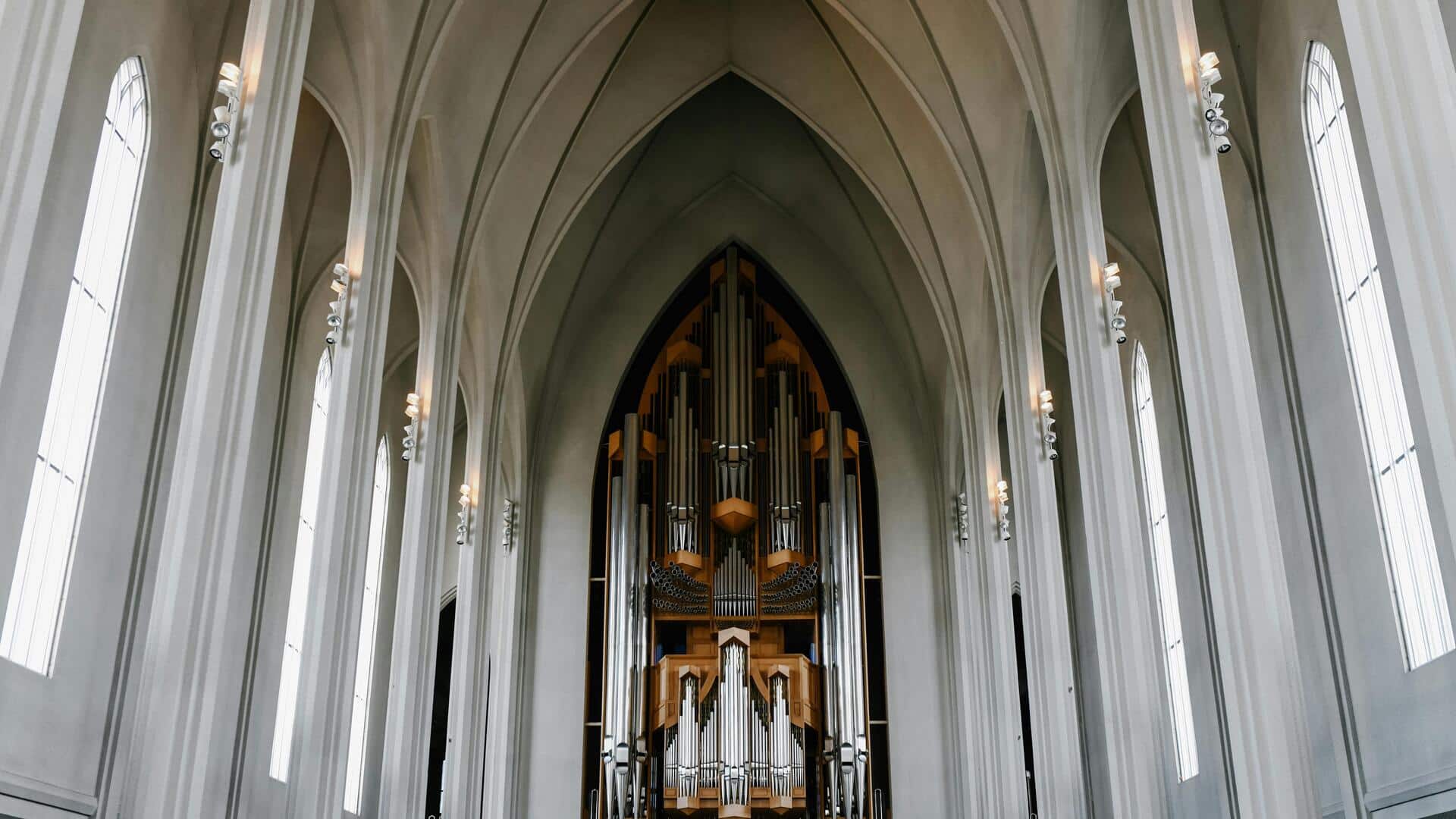 レイキャビクの陶芸アートスタジオ訪問ガイド