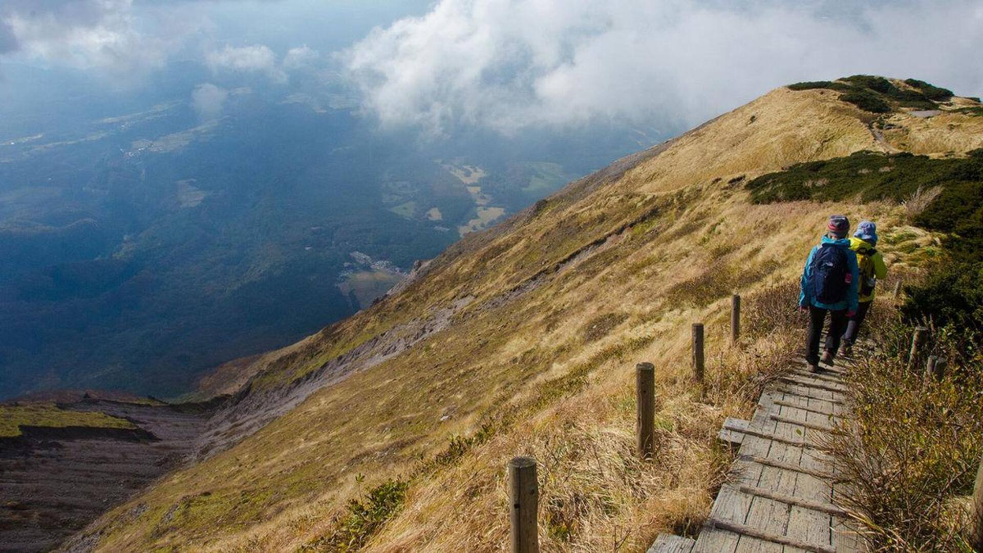 鳥取の山々を探る：魅力的な旅体験が待っている