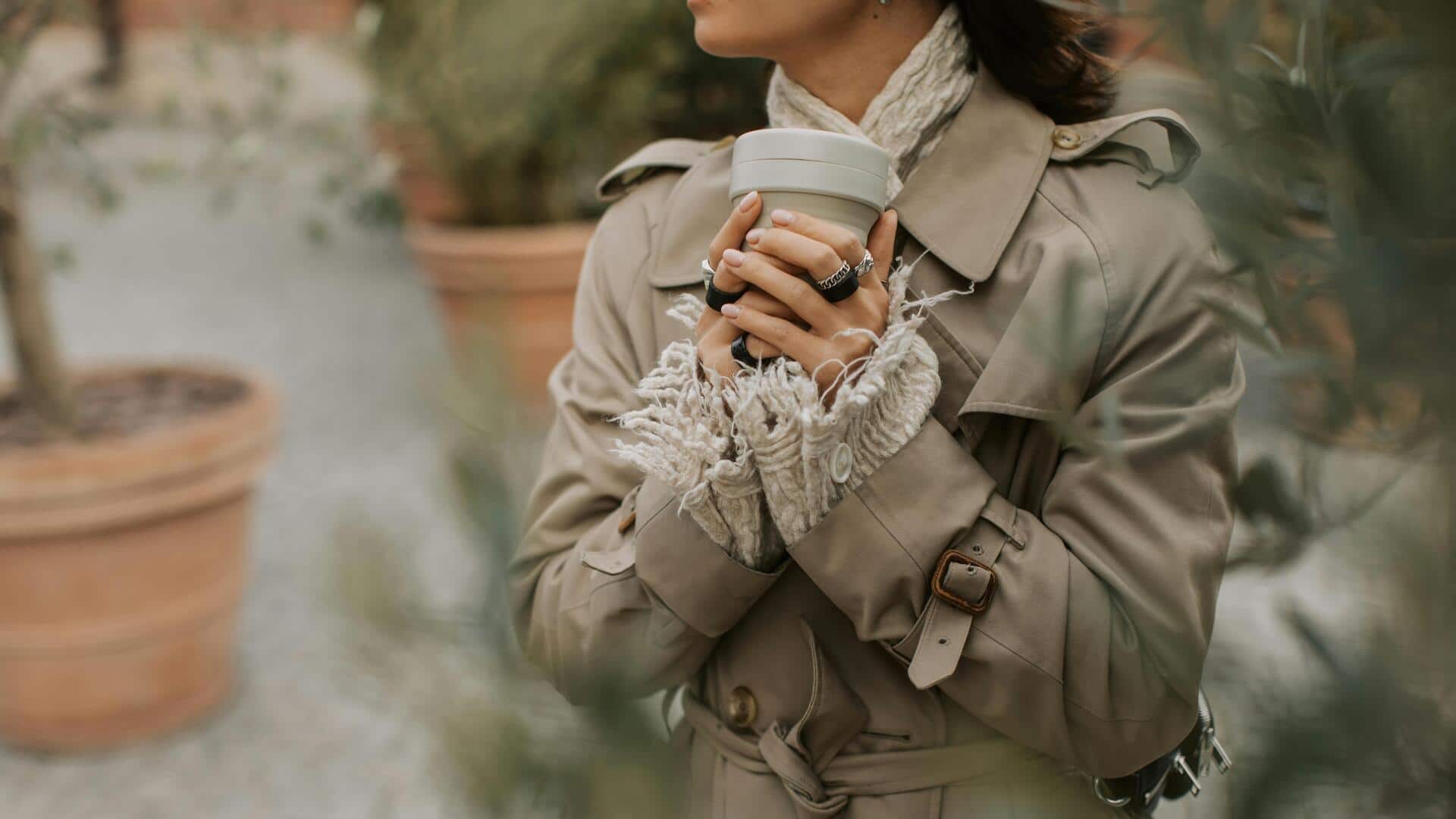 秋のオフィスファッションにおける日本のミュートトーン 秋のオフィスファッションにおける日本のミュートトーン