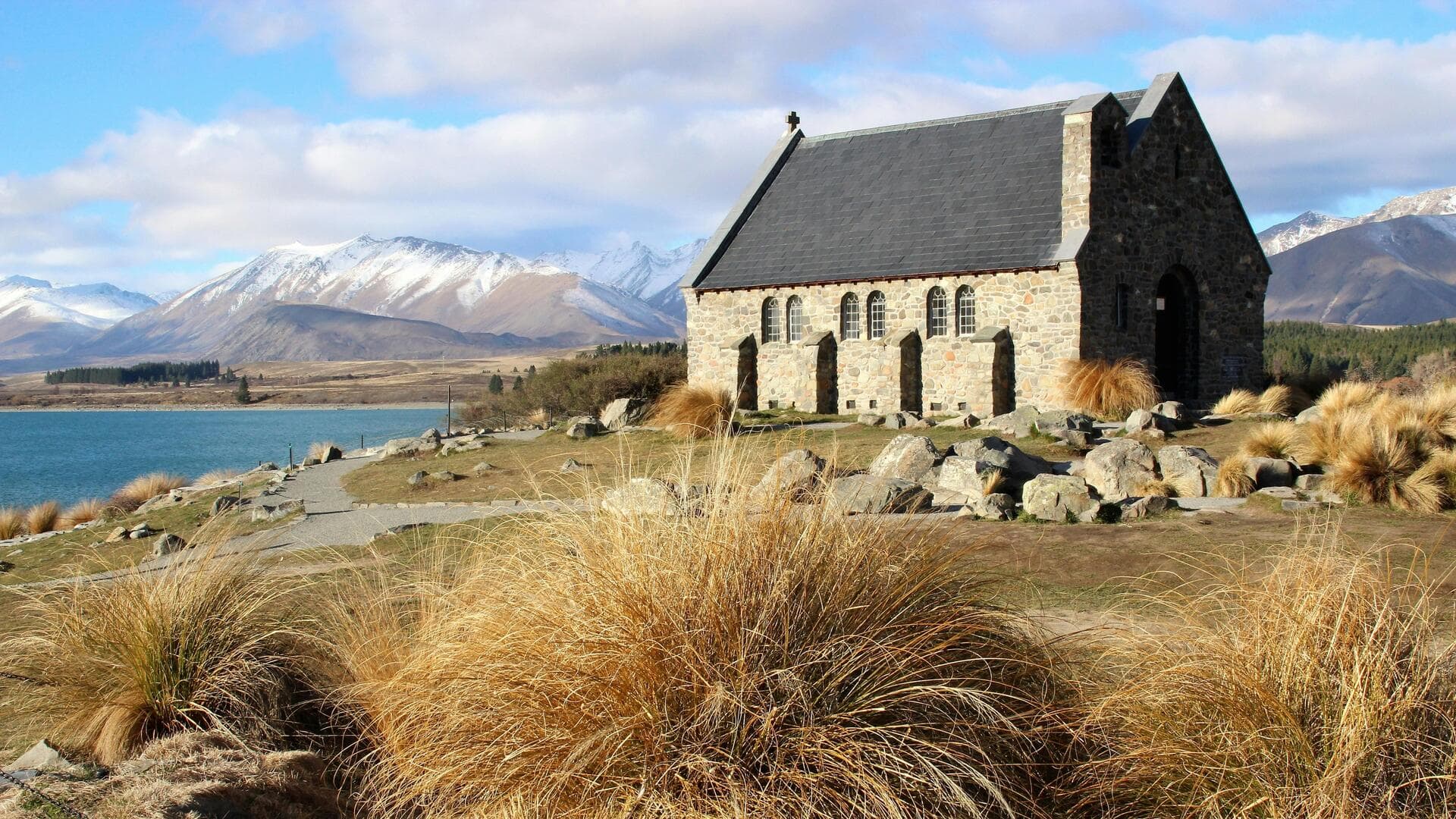 ニュージーランドの南アルプスに隠された山岳の楽園