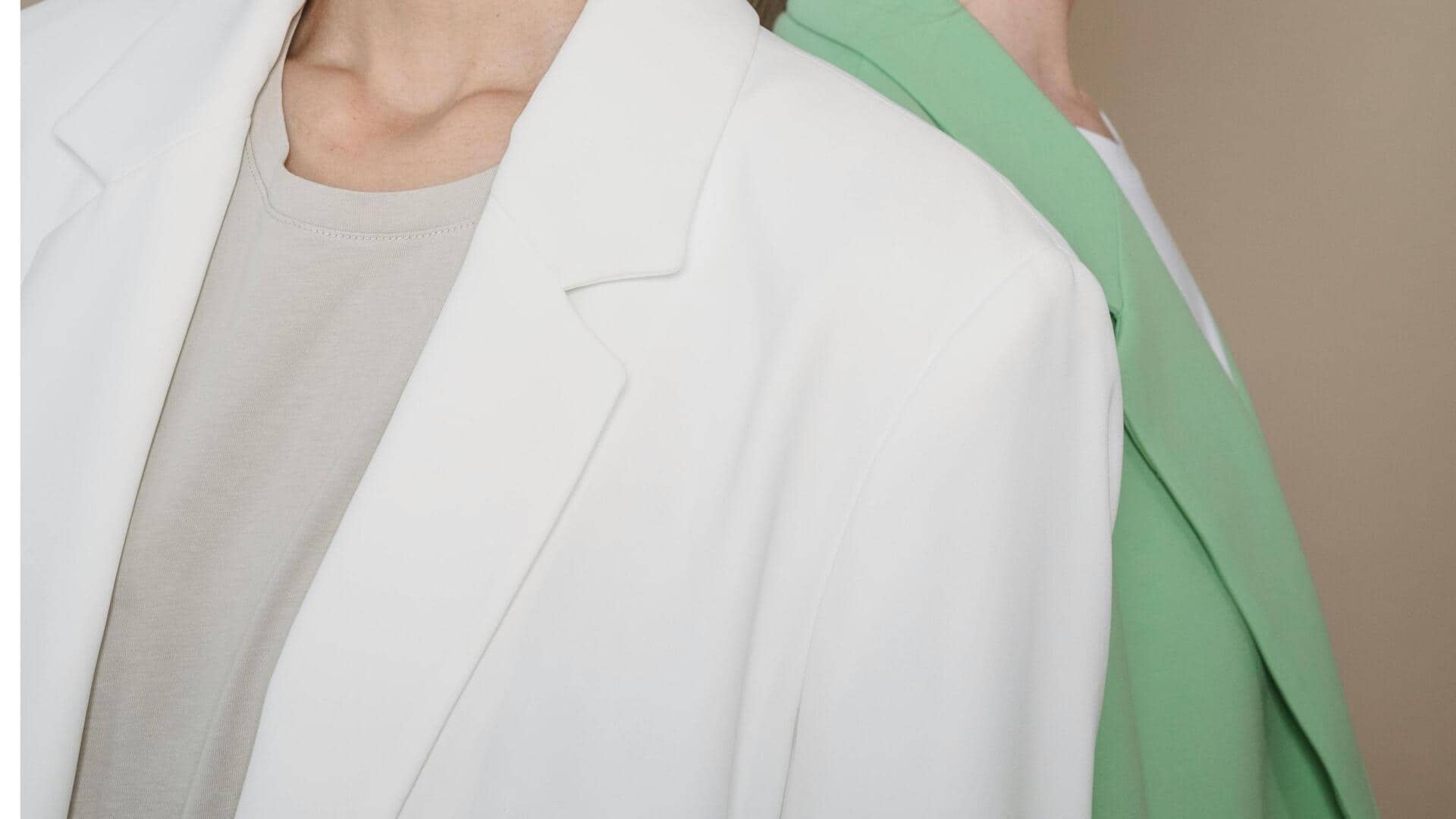 冬のビジネスカジュアルにぴったりなエレガントブレザー5選