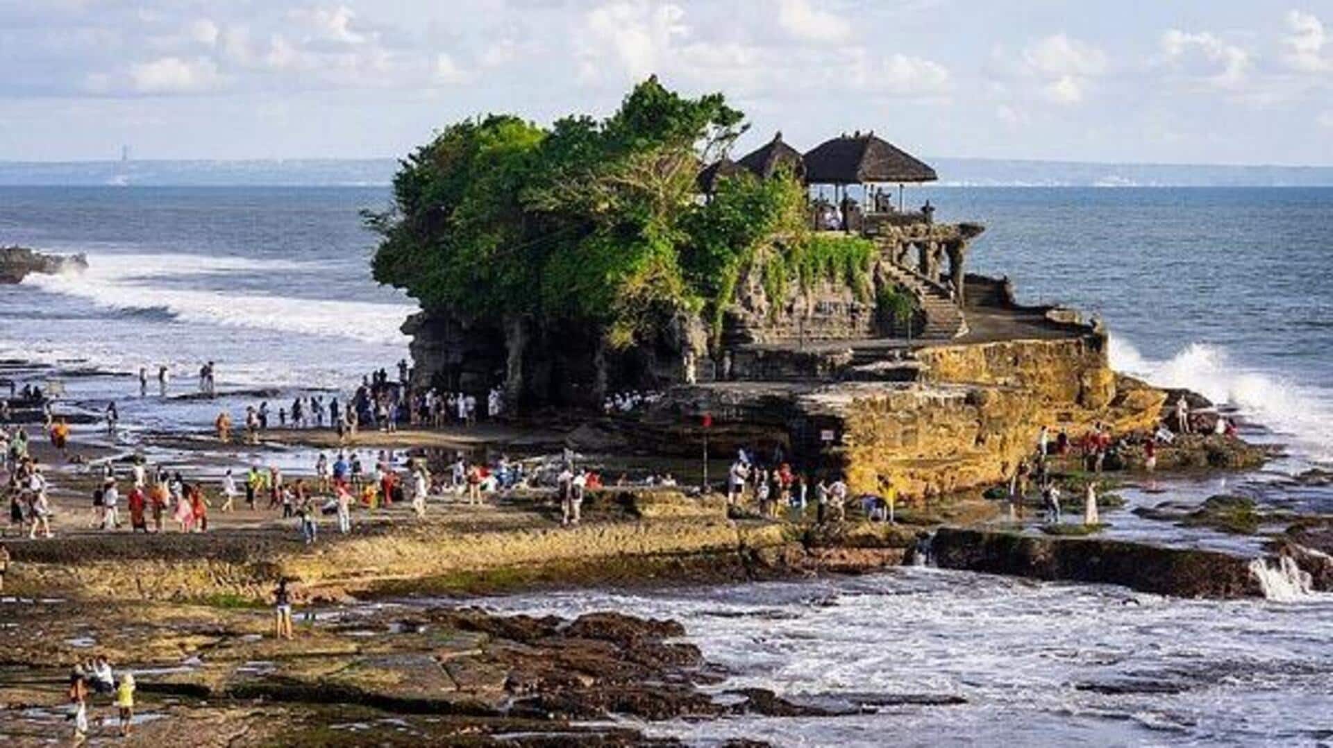 パラオの静かな海辺の村でリラックス