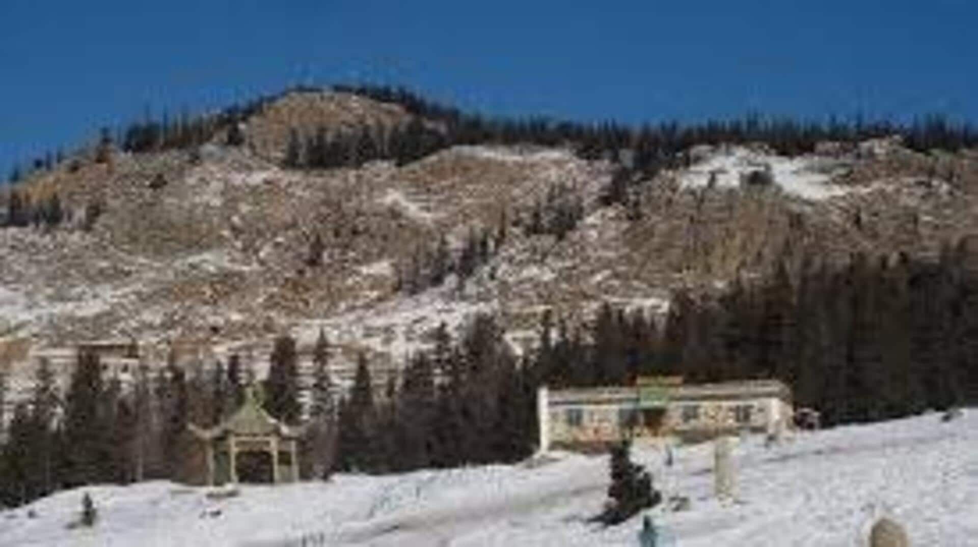 モンゴルのボグドハーン山でトレッキングを楽しむ