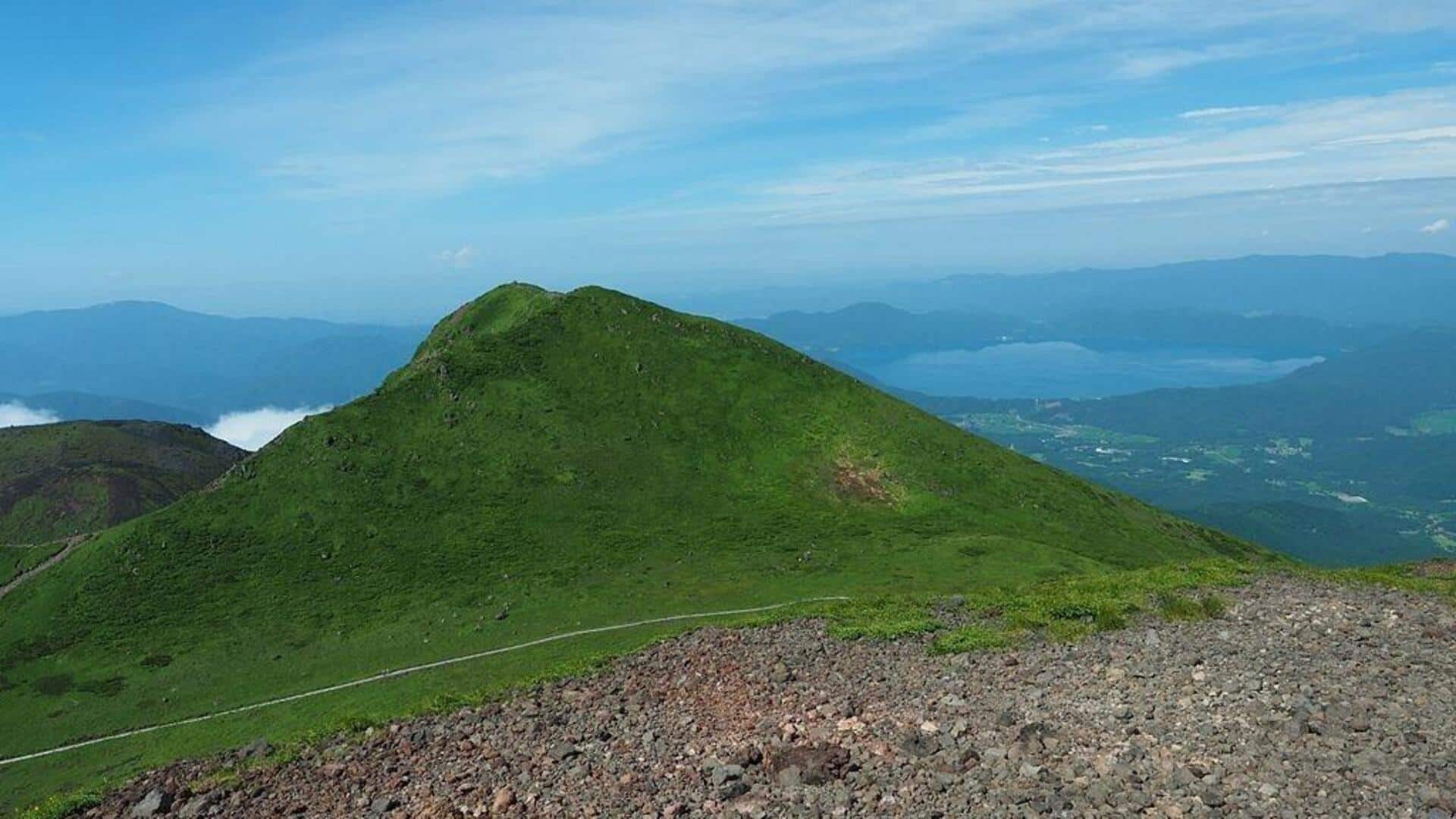 秋田県の山々で絶景トレイルを発見