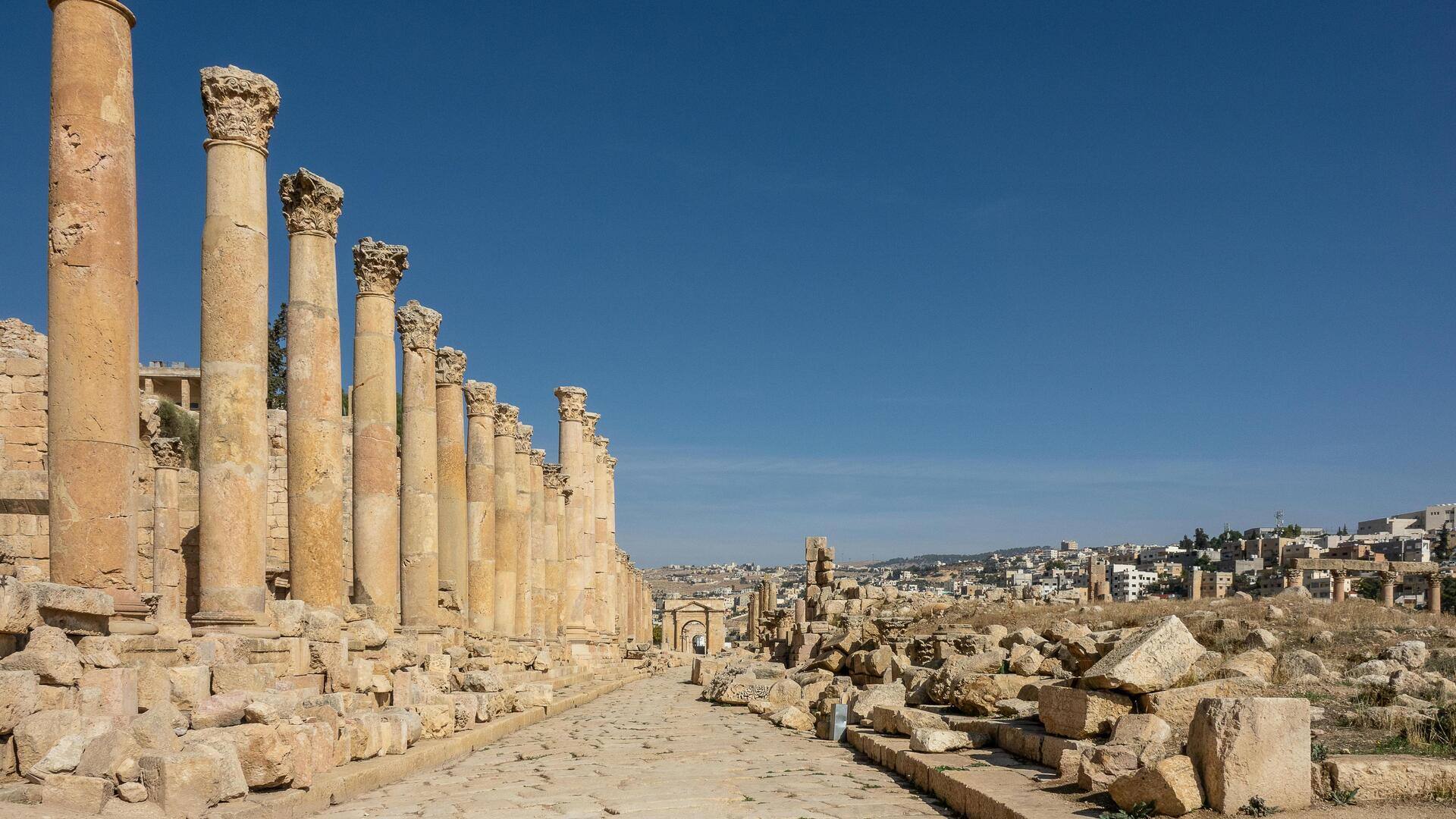 古代の魅力を感じるヨルダンのジェラシュ