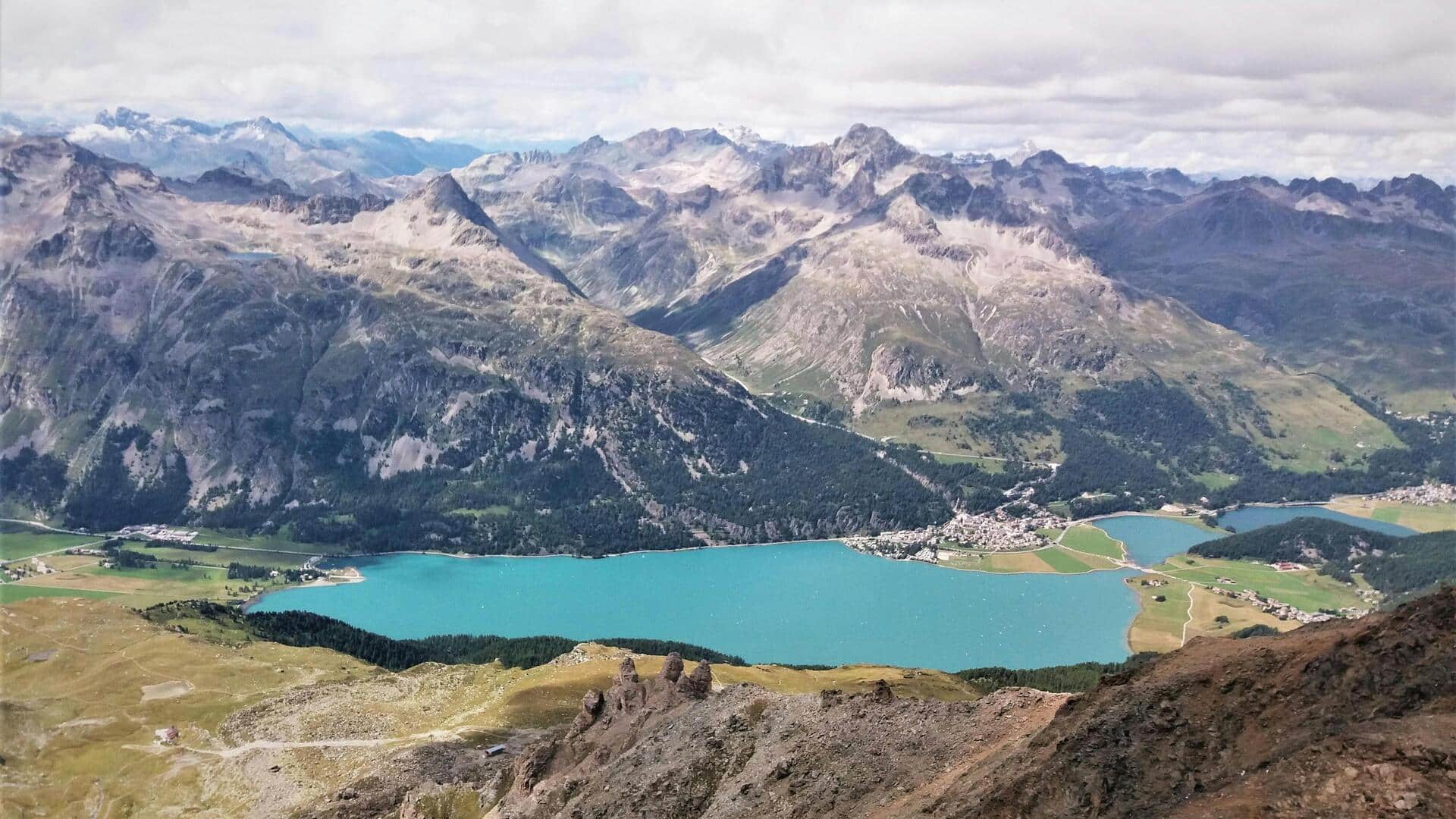 ルーマニアのロドナ山脈: 夏の隠れたハイキングスポット5選