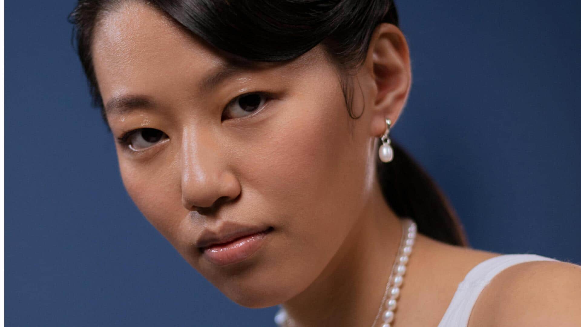 夏の軽やかなジュエリー5選で涼しげなエレガンスを 夏の軽やかなジュエリー5選で涼しげなエレガンスを