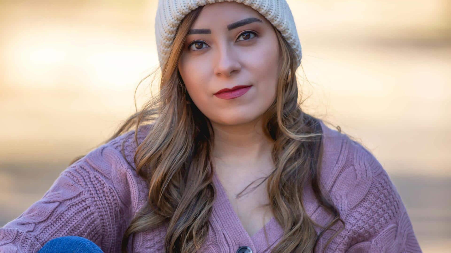 ビジネスカジュアルにぴったりな冬のカーディガンヘアスタイル5選