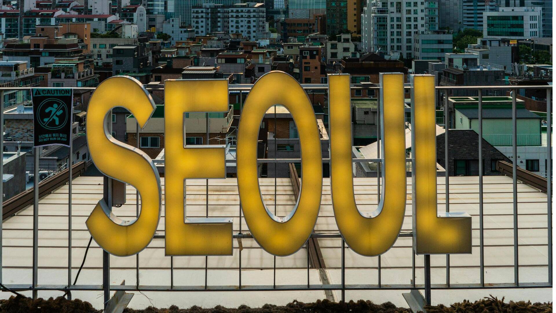 ソウルの屋外彫刻を探る：必見の五大作品