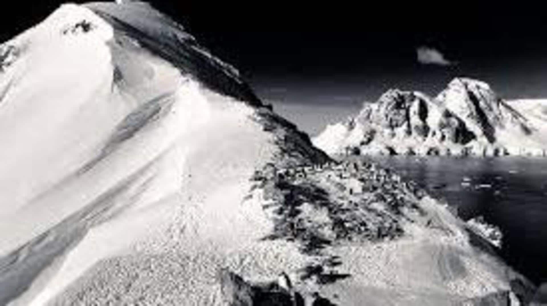 南極の氷河山脈が日本の探検家を魅了する