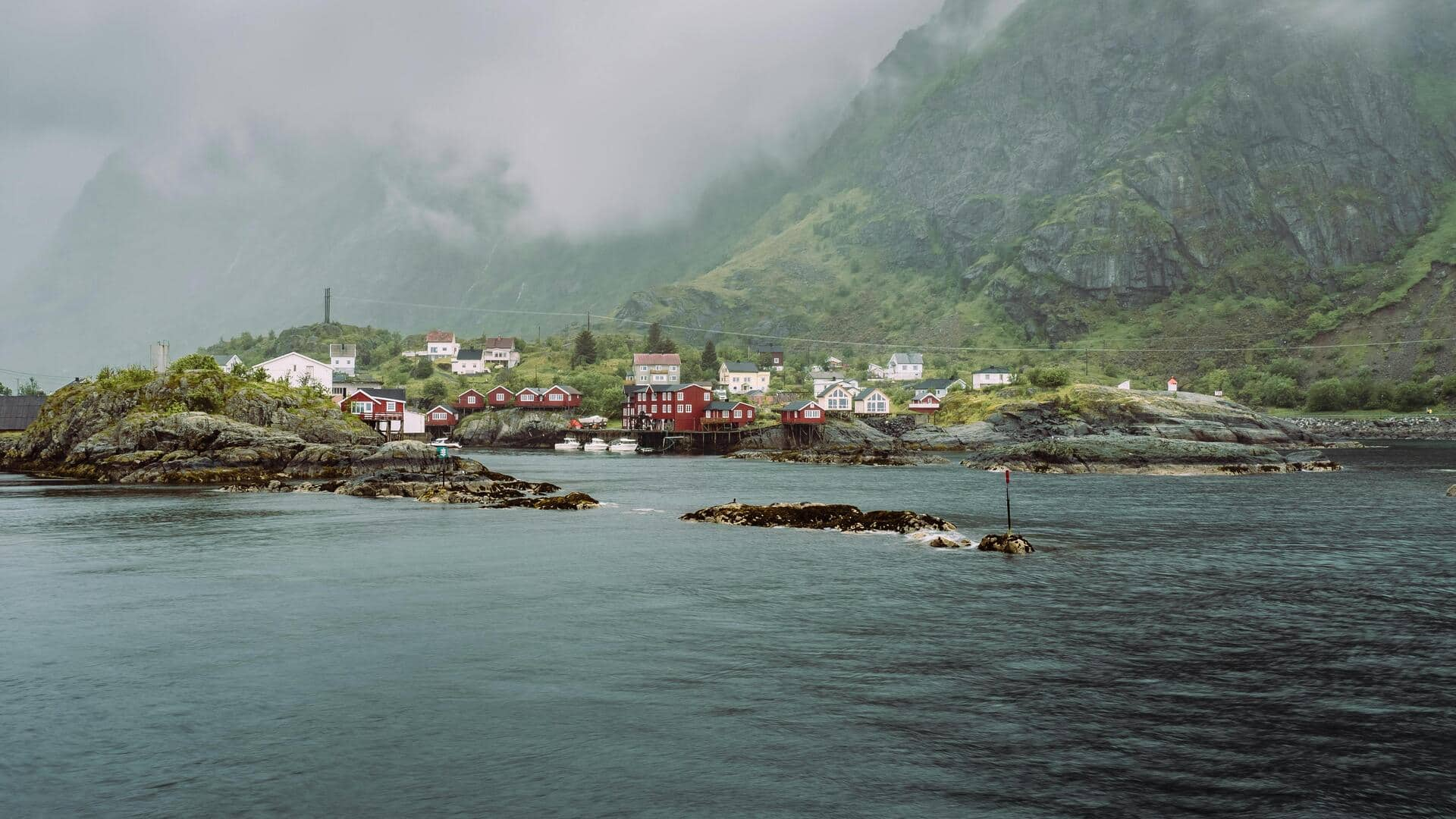 ノルウェーのロフォーテン諸島を探検しよう