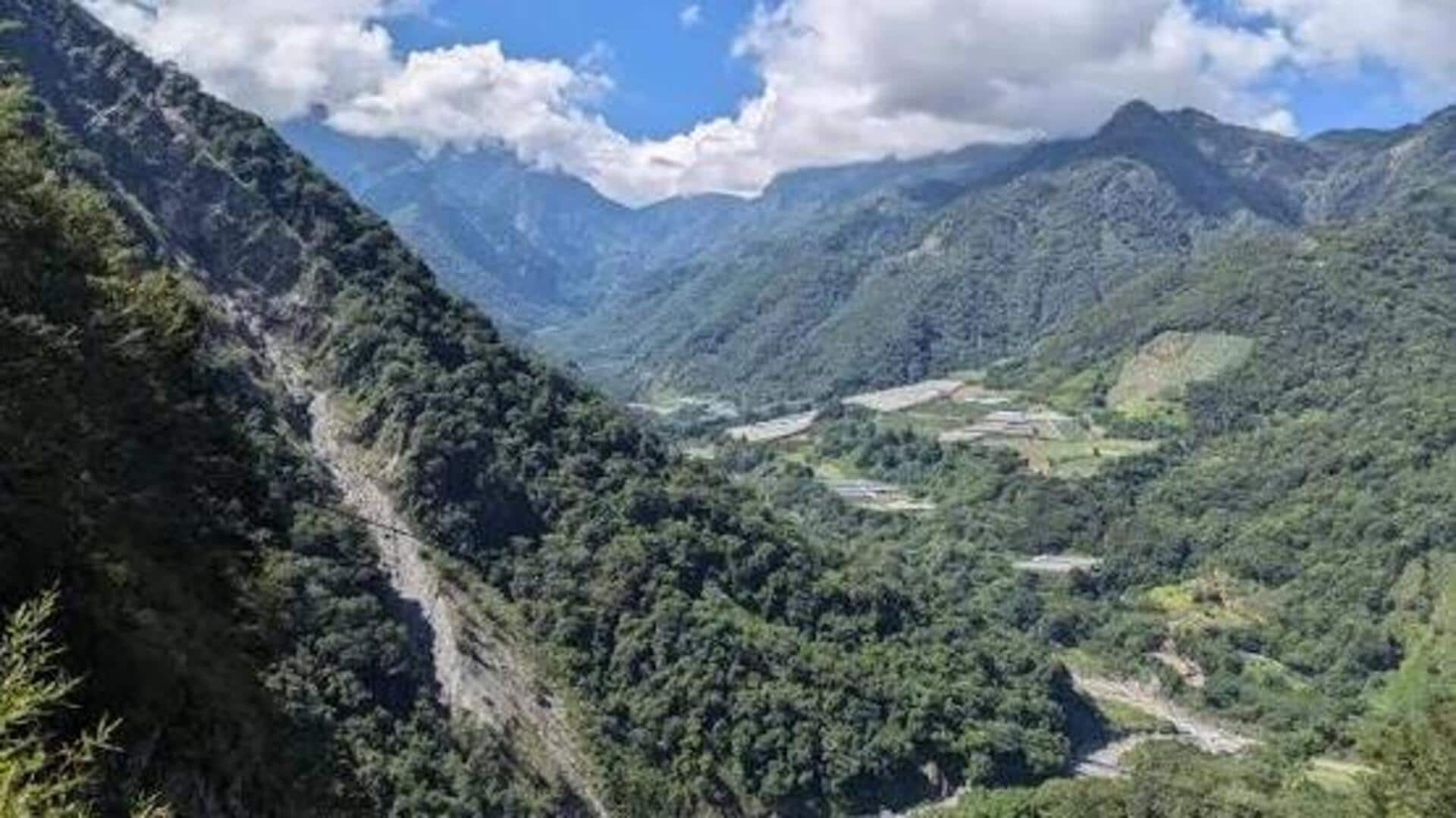 台湾の玉山トレイルで絶景を楽しむ