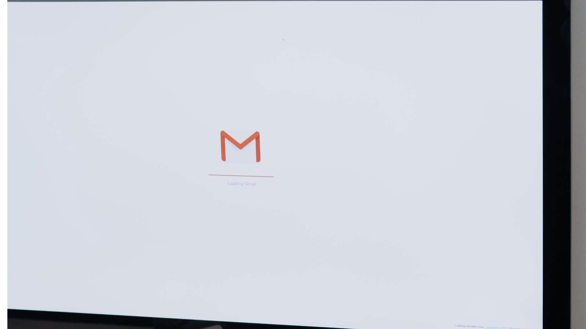 ウェブメールでメール送信をスケジュールする方法