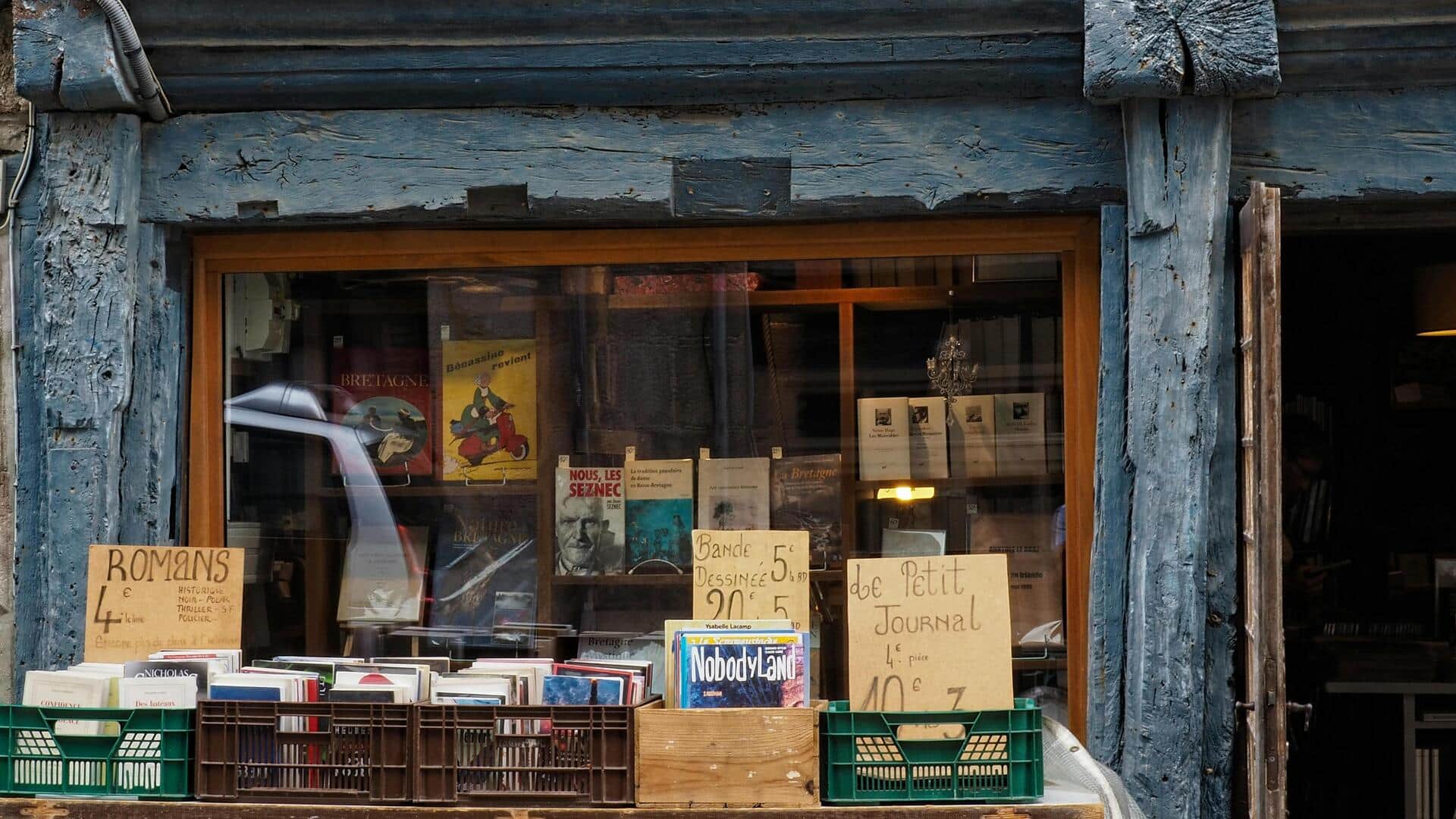 パリの魅力的な書店と文学の歴史を探る パリの魅力的な書店と文学の歴史を探る