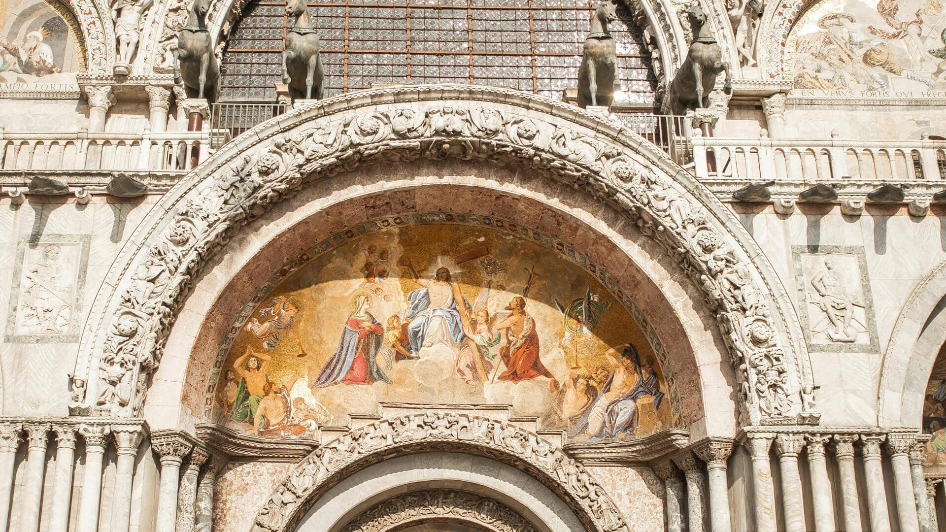 ローマの古代フレスコ画と現代デザインの交差点